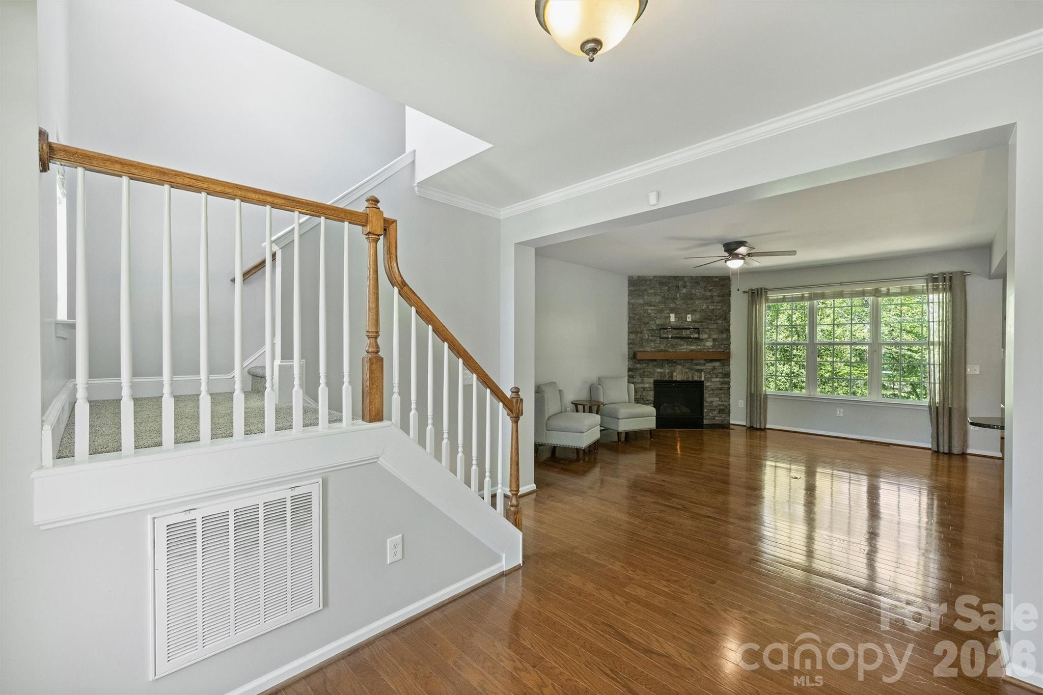 1135 Brookdale Lane Property Photo 3