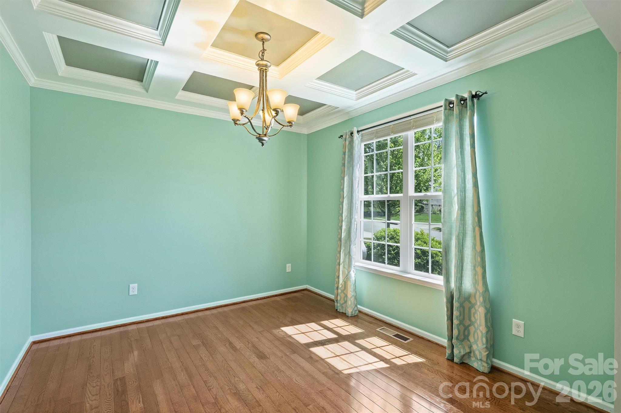 1135 Brookdale Lane Property Photo 7