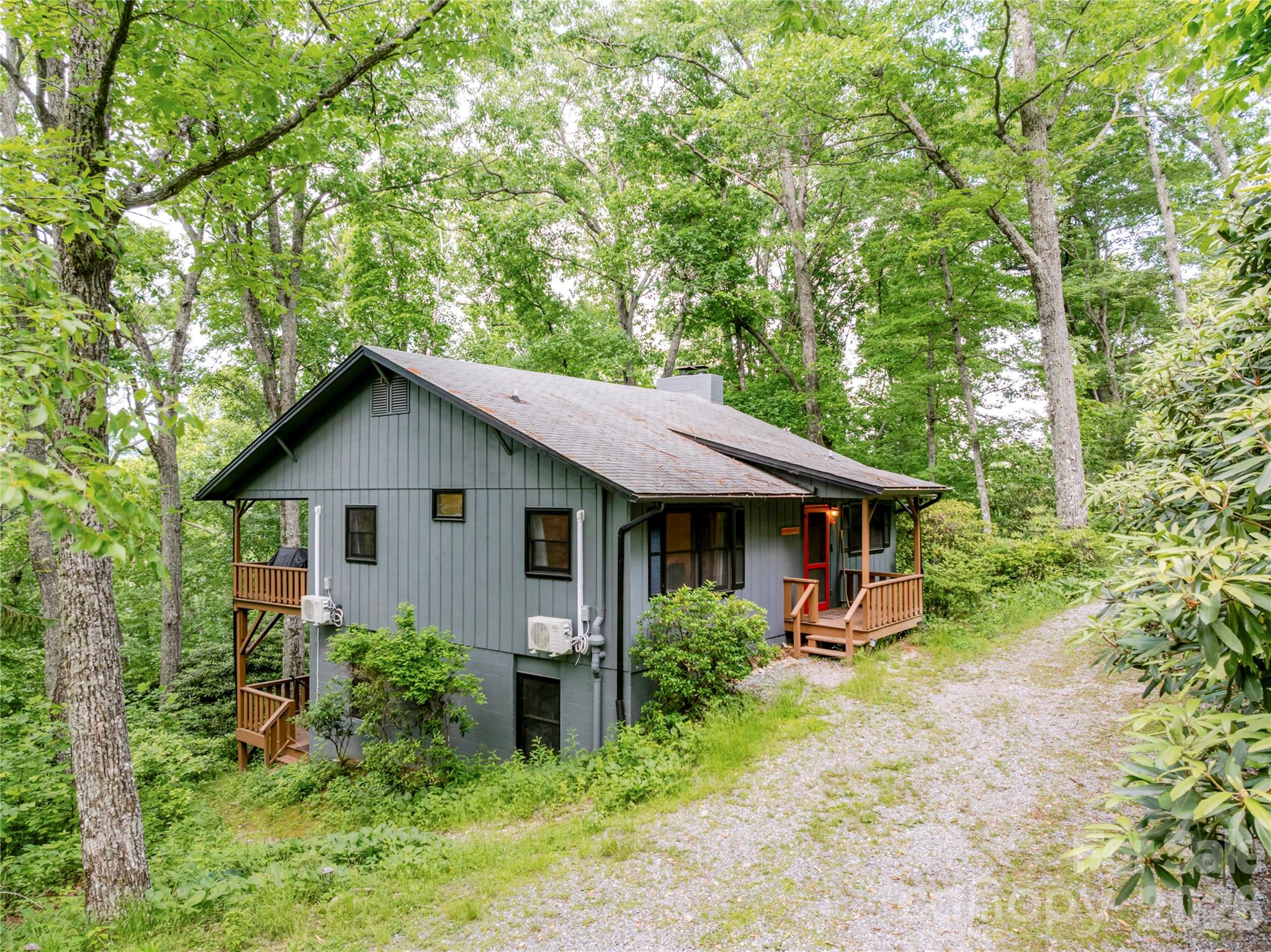 176 Mcguffey Ridge Road Property Photo 4