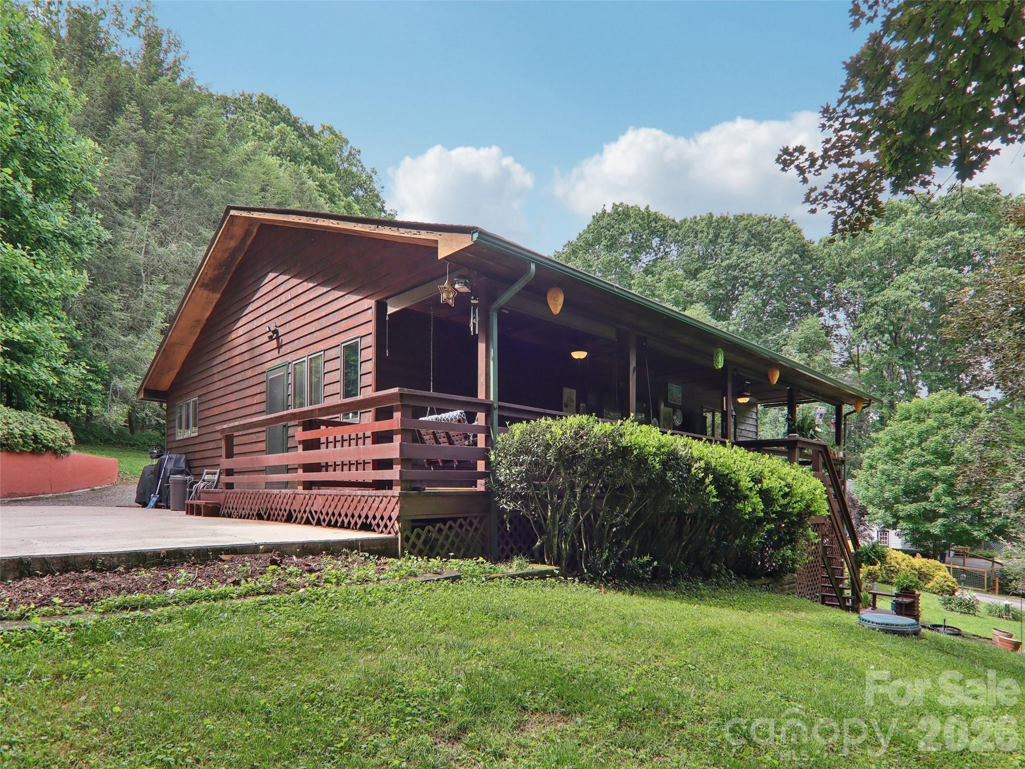 457 Shady Ridge Road Property Photo 3