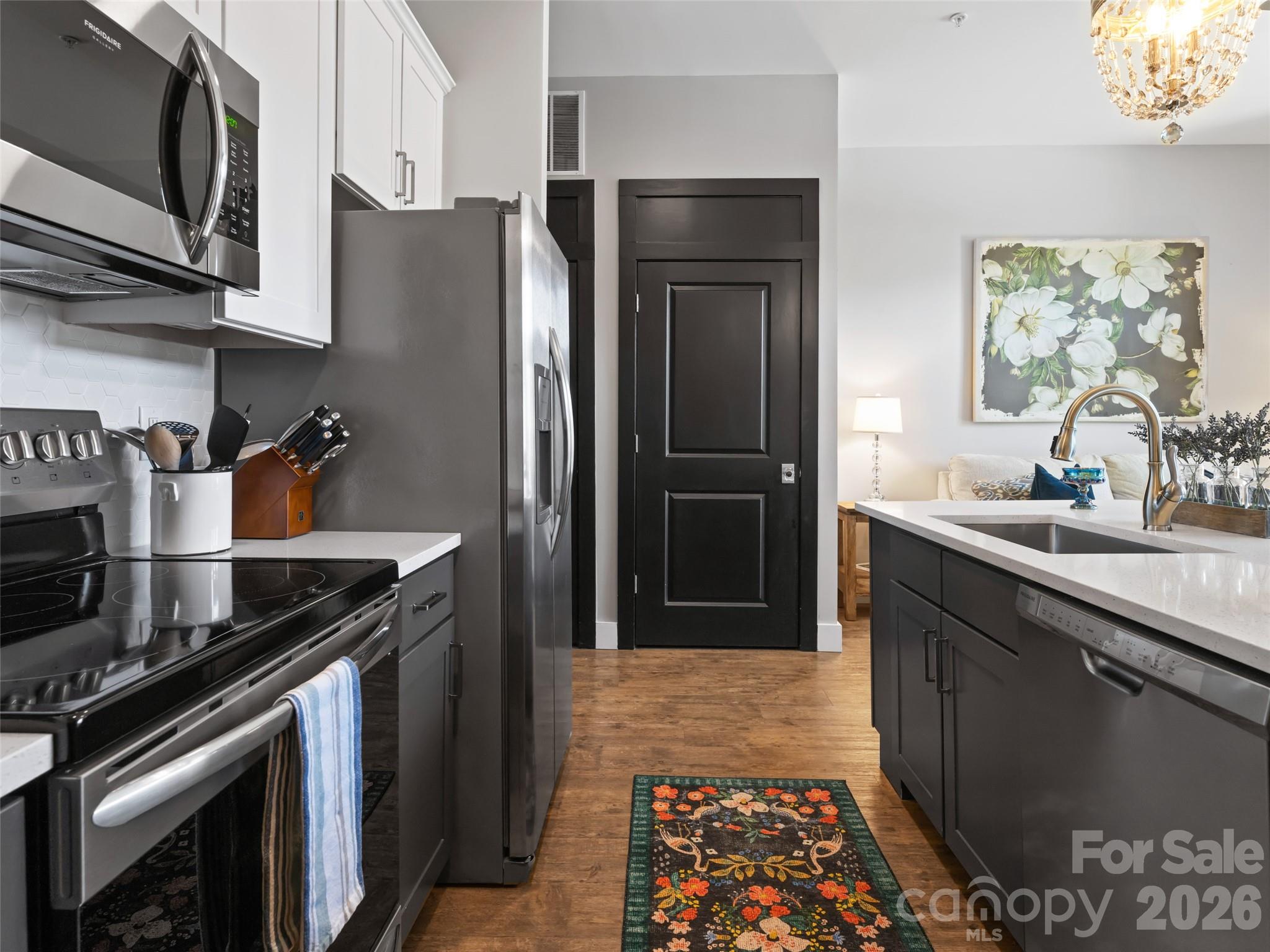55 S Market Street 210 Property Photo 10