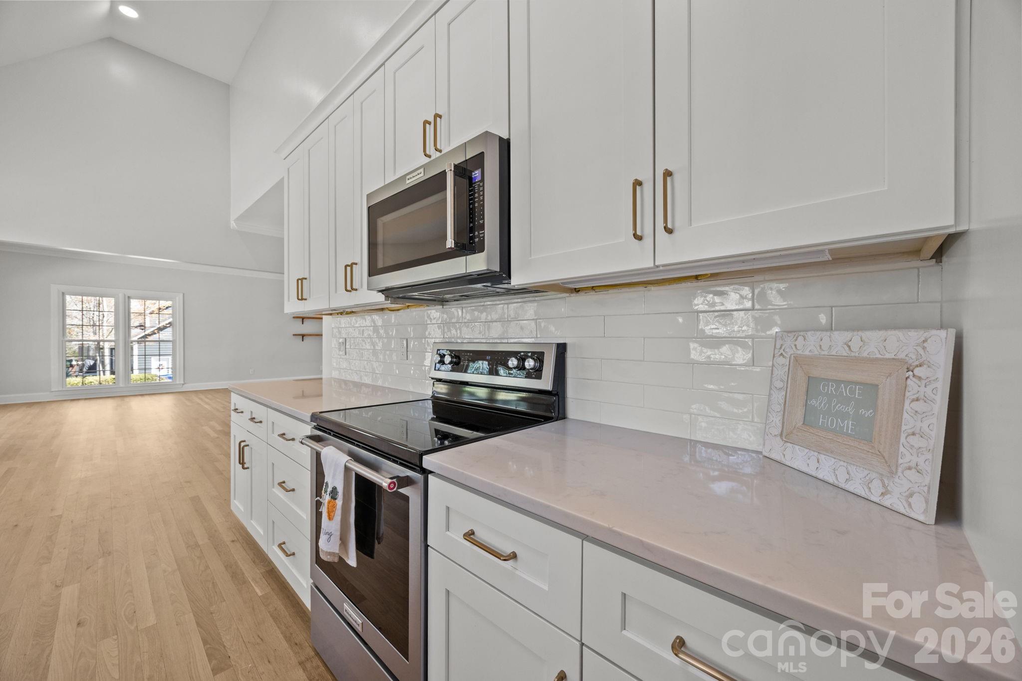 5243 Mintridge Road Property Photo 14