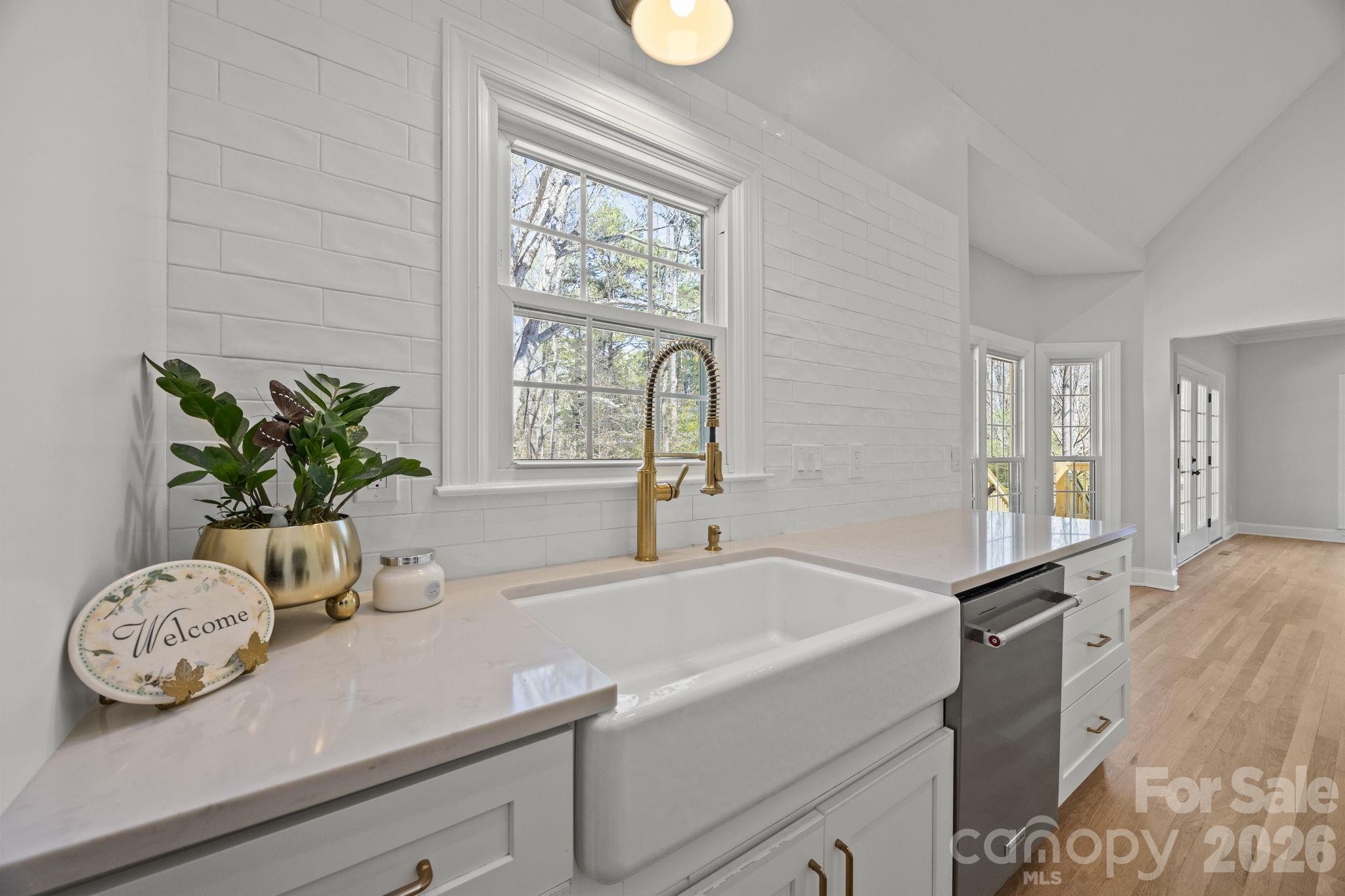 5243 Mintridge Road Property Photo 15