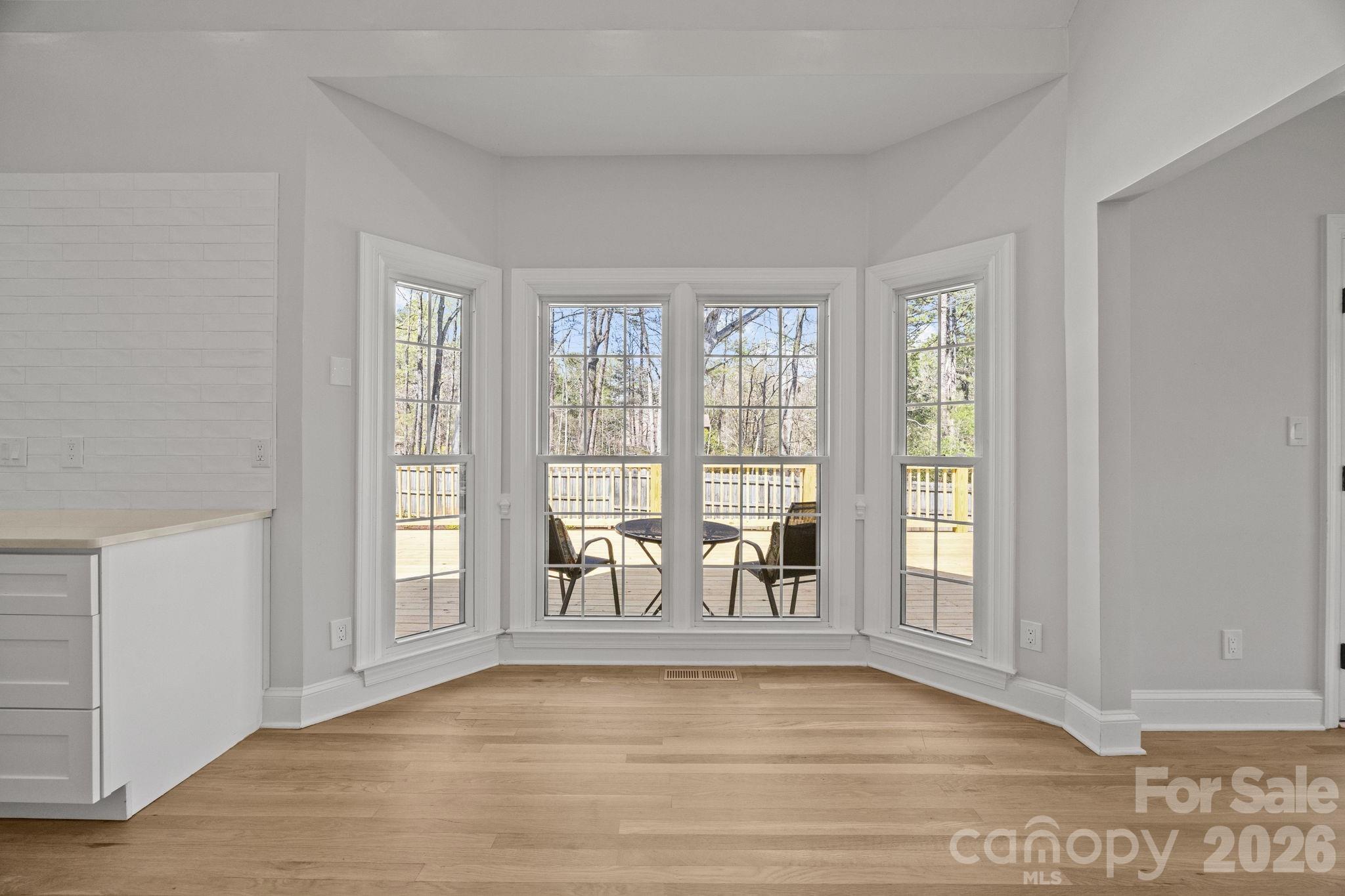 5243 Mintridge Road Property Photo 16