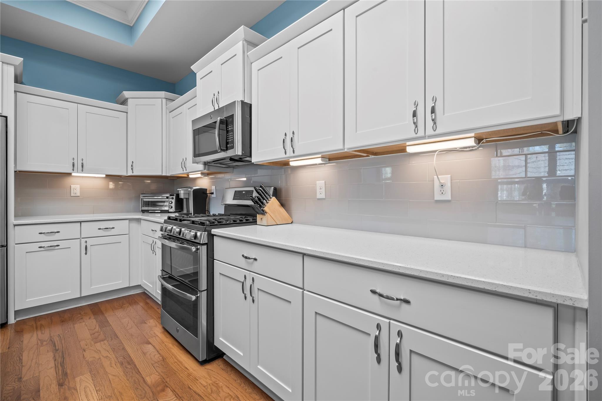 8020 Parknoll Drive Property Photo 11