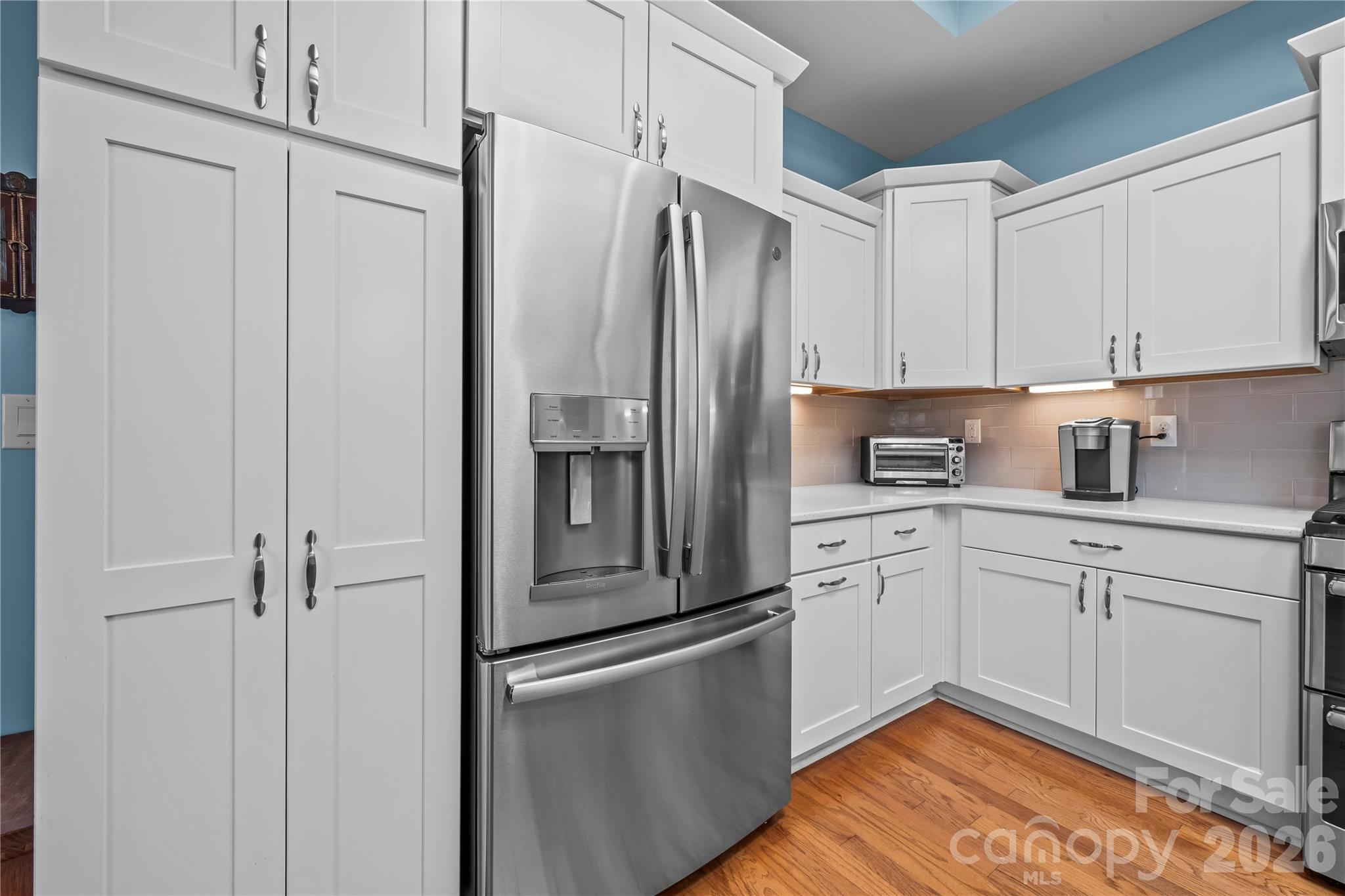 8020 Parknoll Drive Property Photo 15