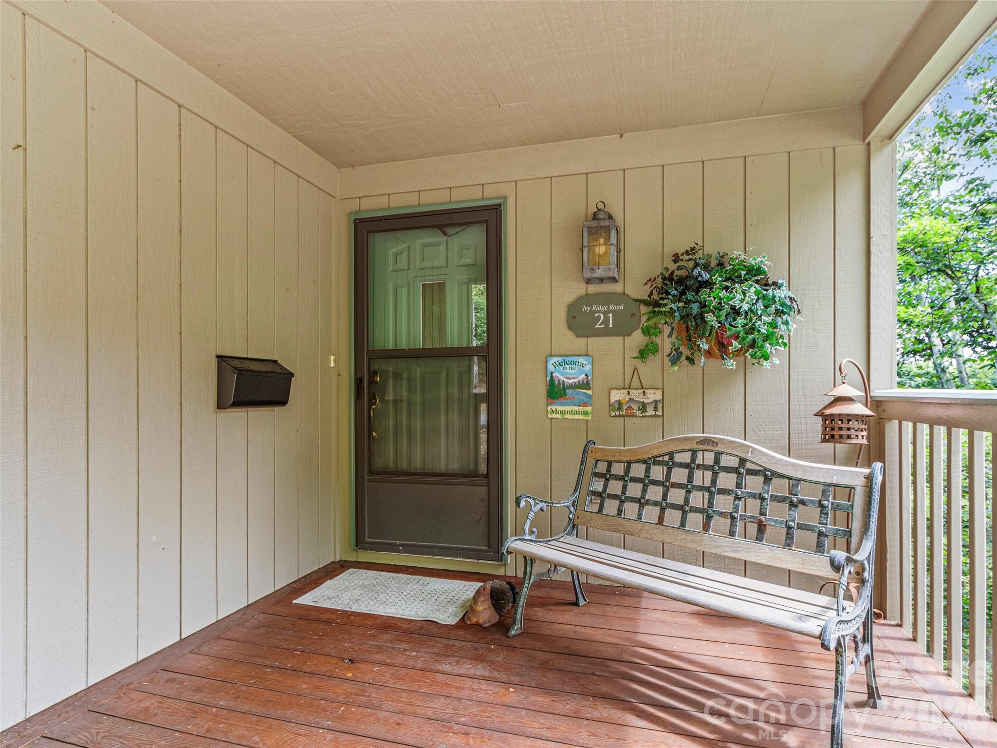 21 Ivy Ridge Road Property Photo 2