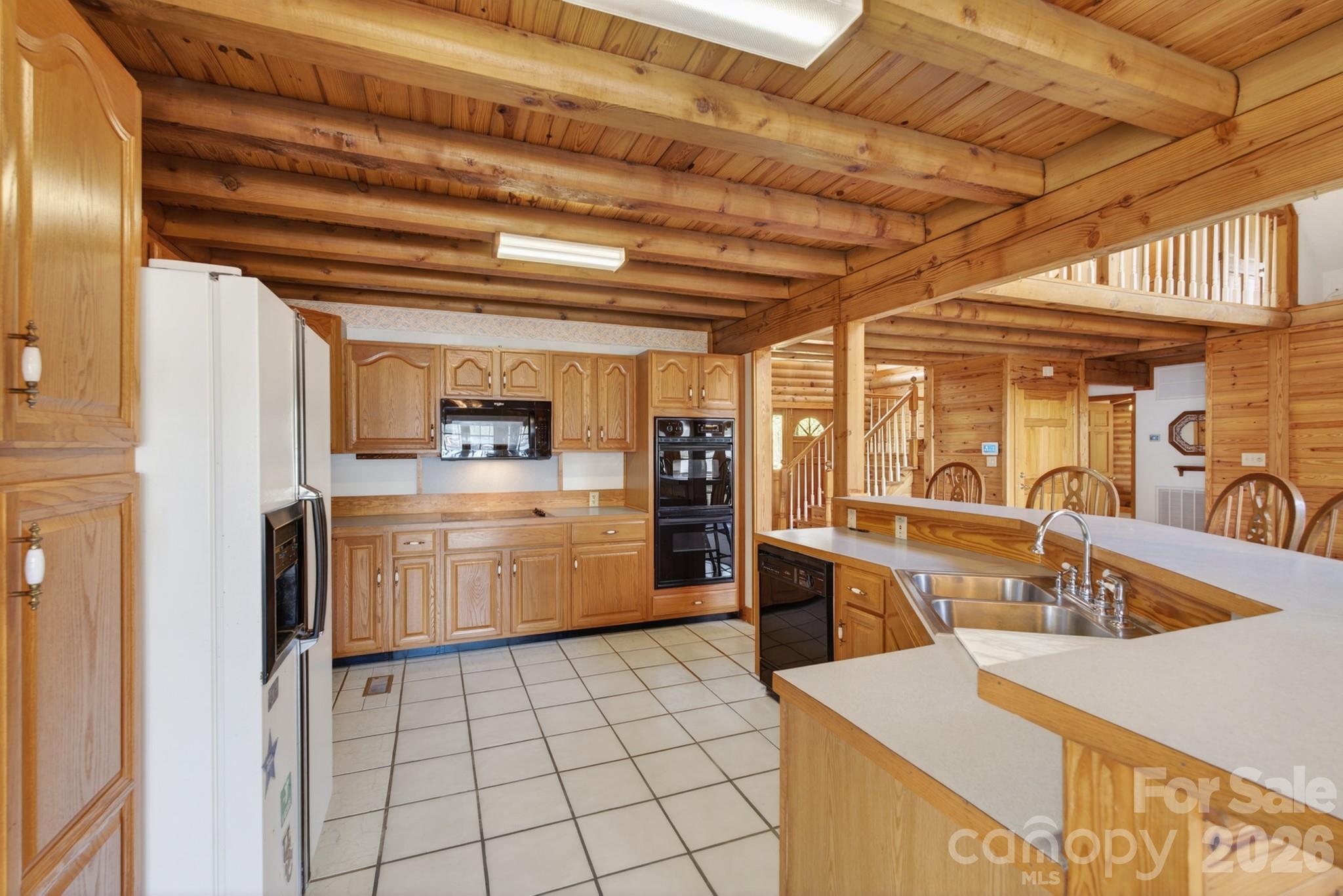 5981 Johnson Road Property Photo 7