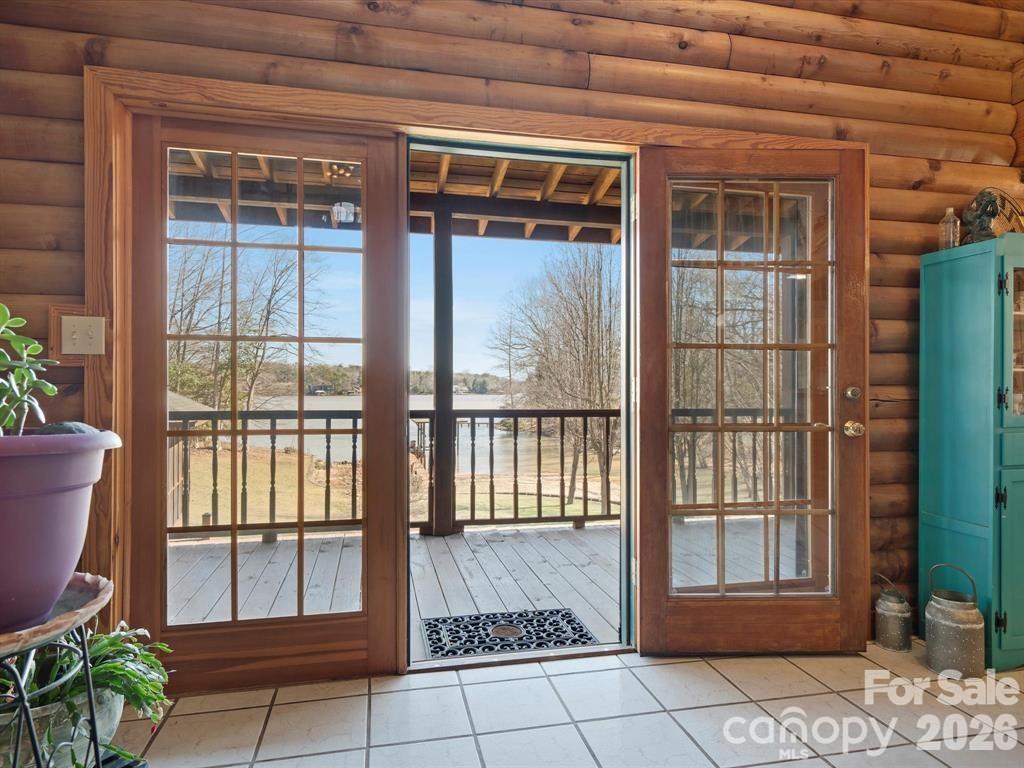 5981 Johnson Road Property Photo 12