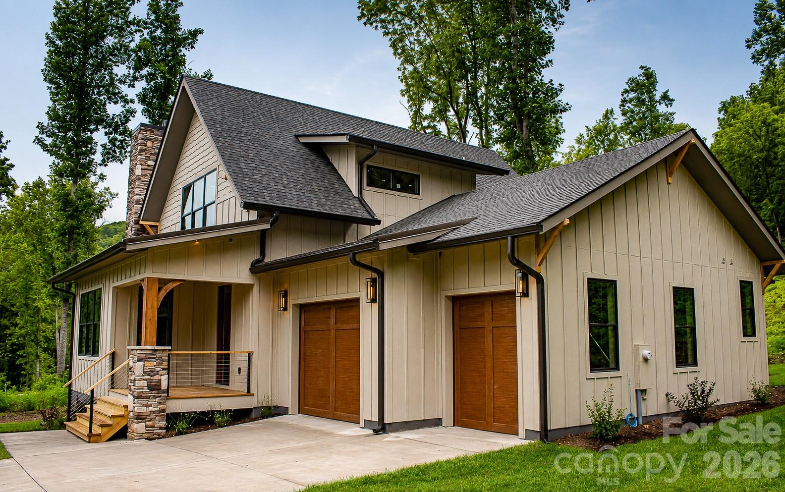 100 Bear Tree Cove Property Photo 1