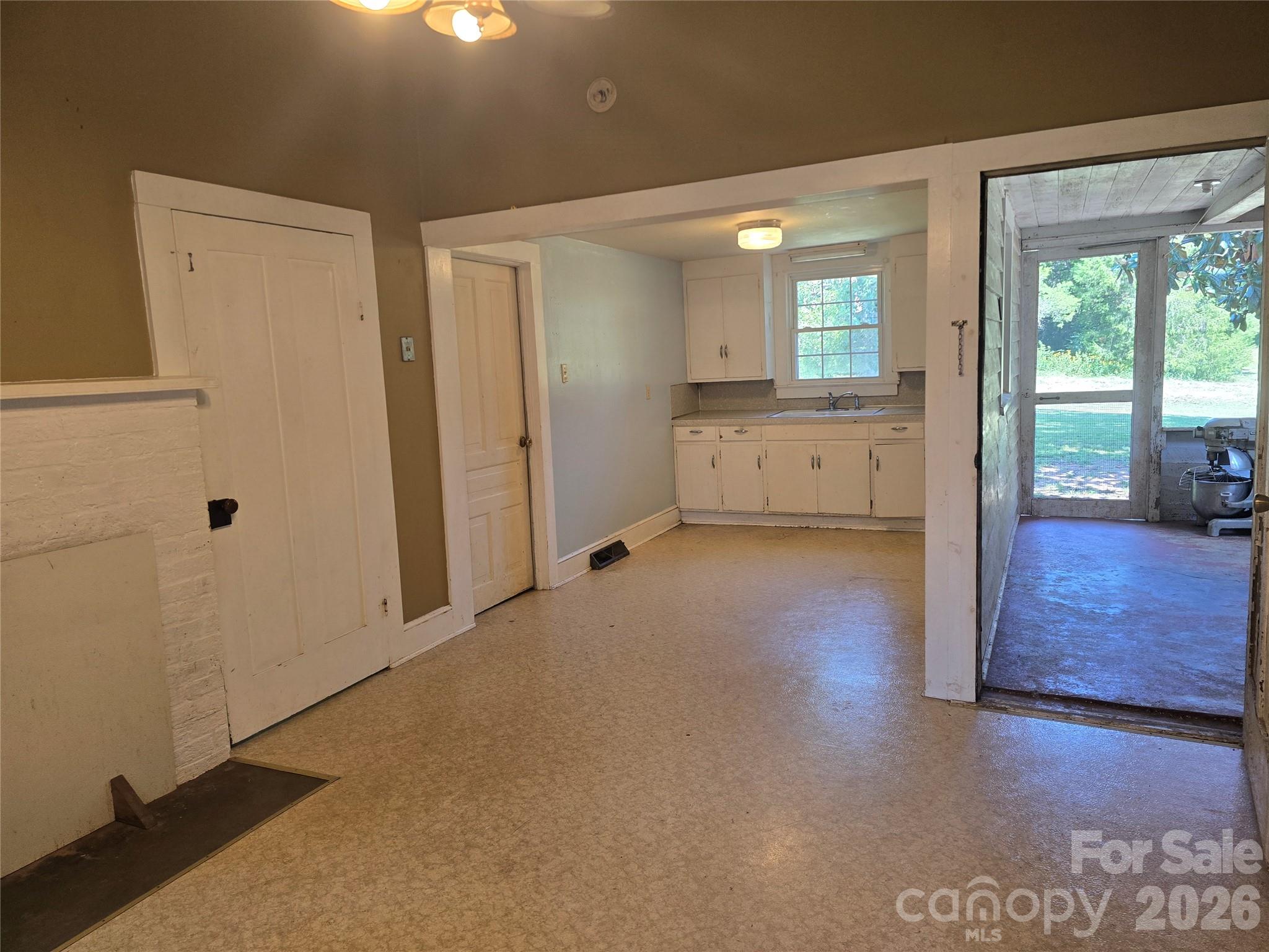 32547 Valley Drive Property Photo 19