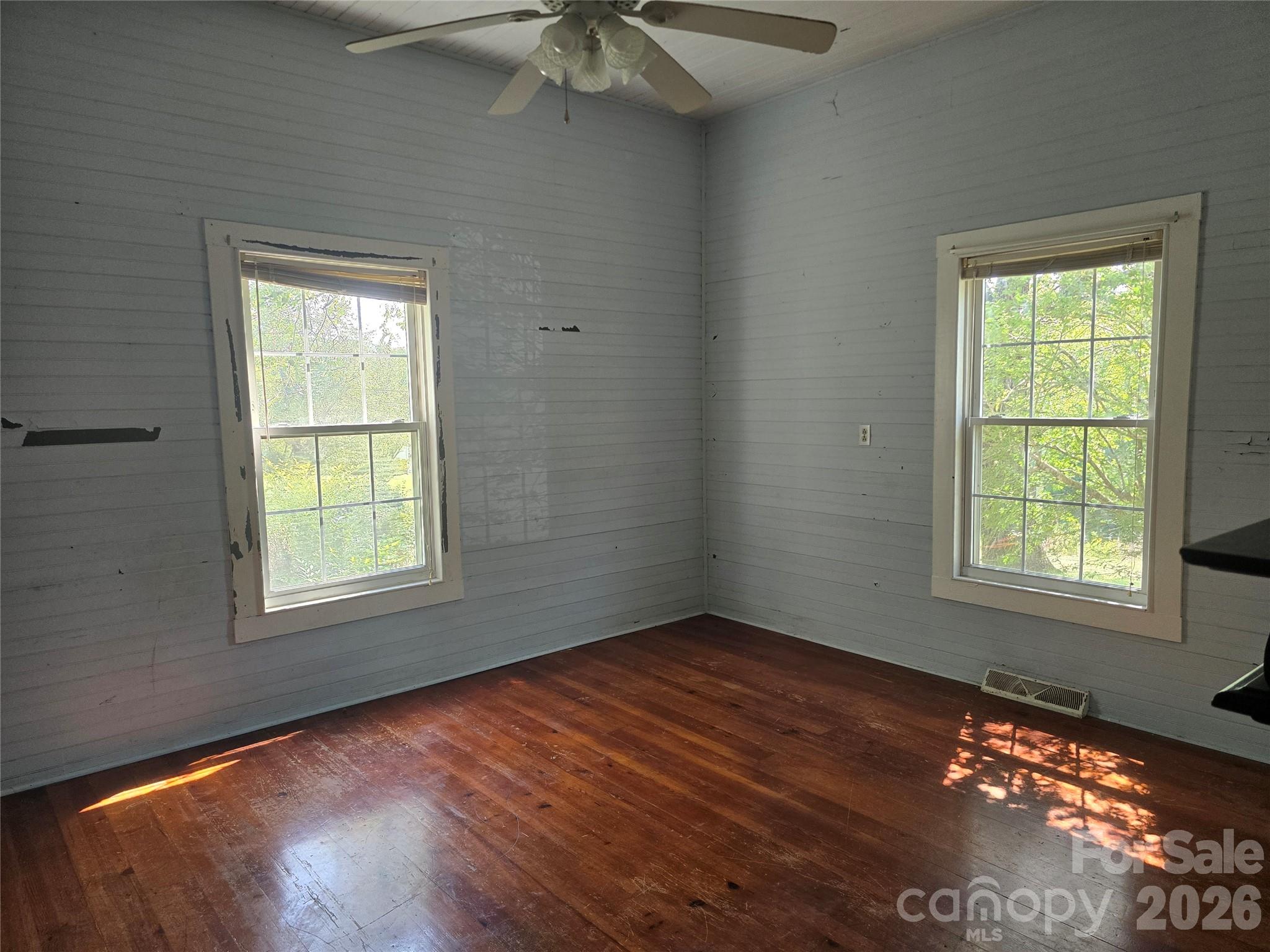 32547 Valley Drive Property Photo 29