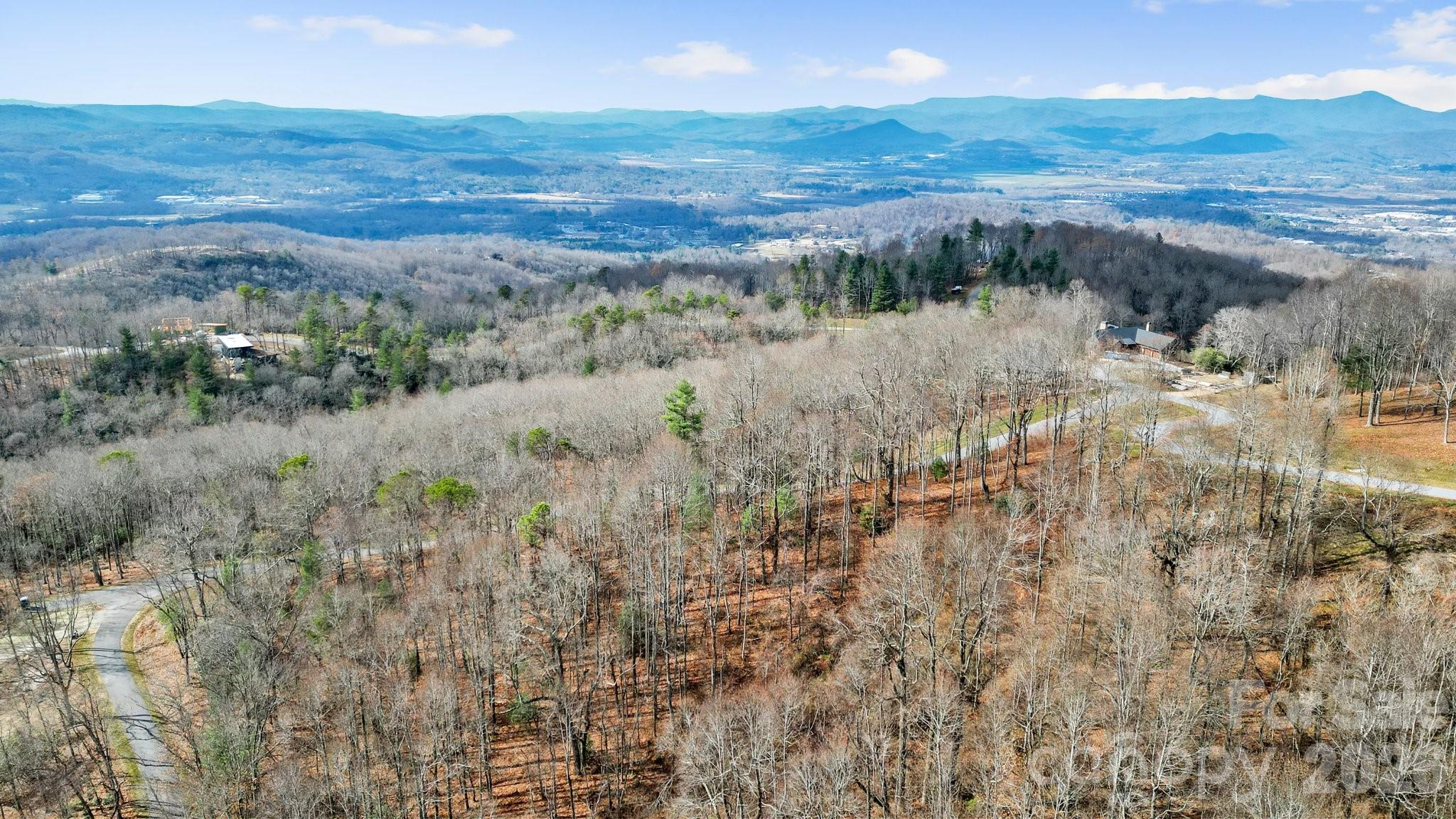 198 Mossy Rock Way 10 Property Photo 3