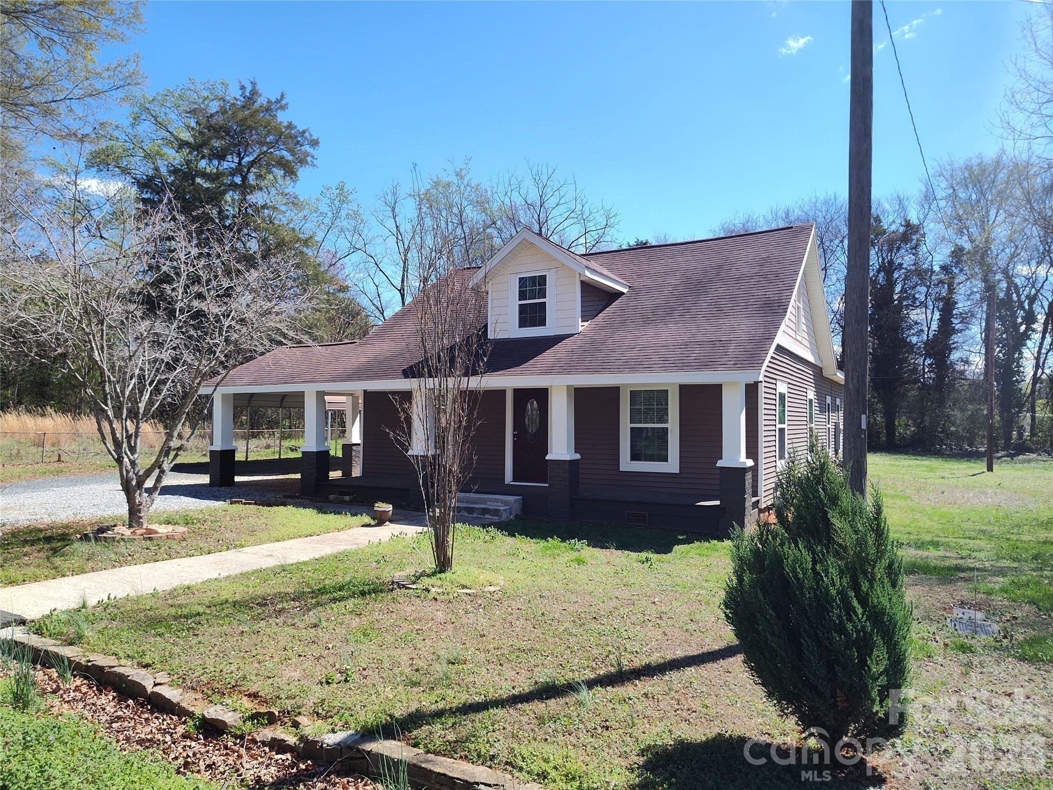 175 Leonard Road Property Photo 1