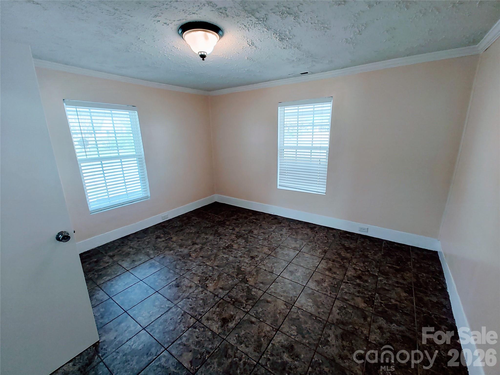 175 Leonard Road Property Photo 12