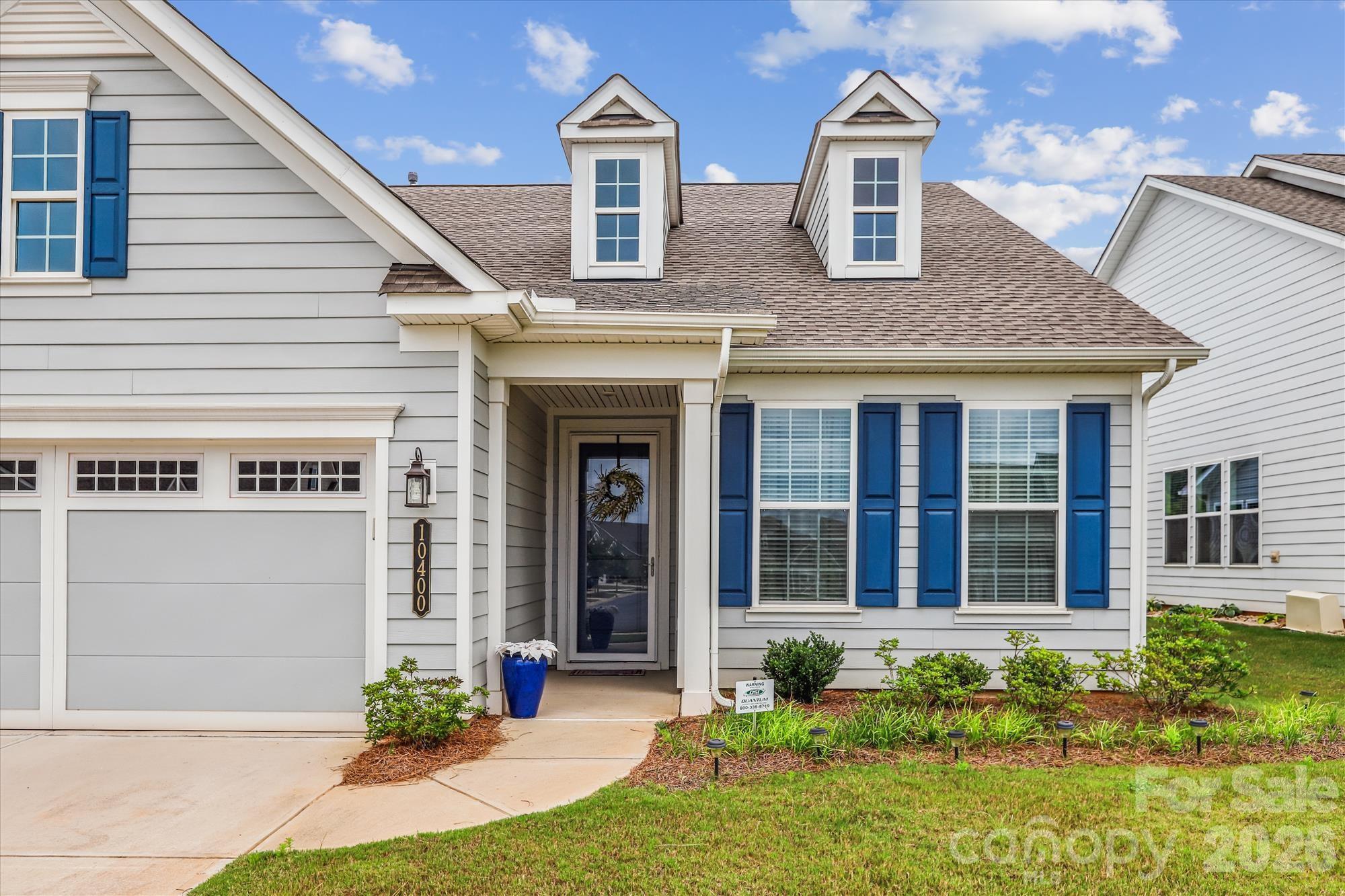 10400 Superb Lane Property Photo 1