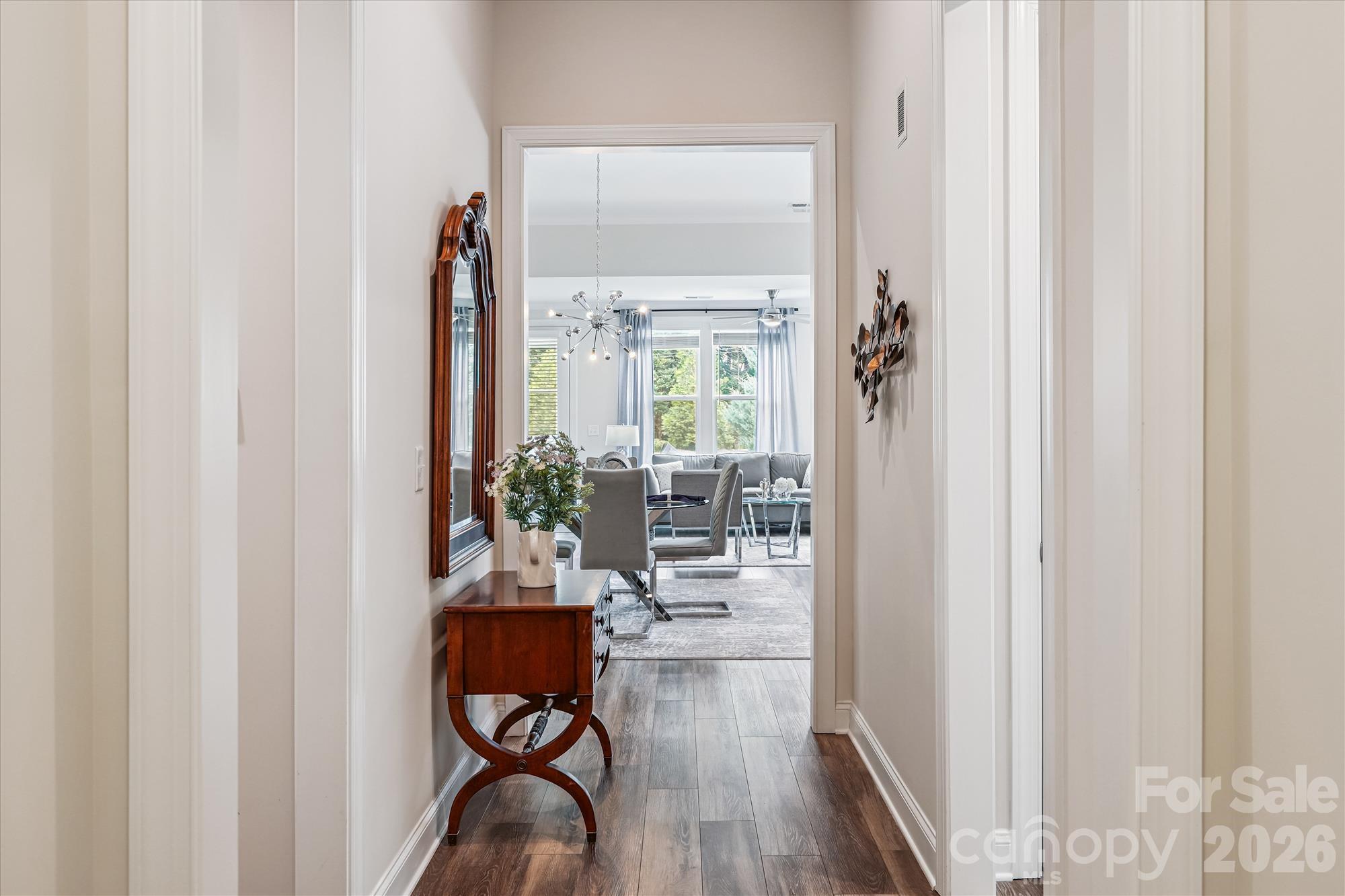 10400 Superb Lane Property Photo 3