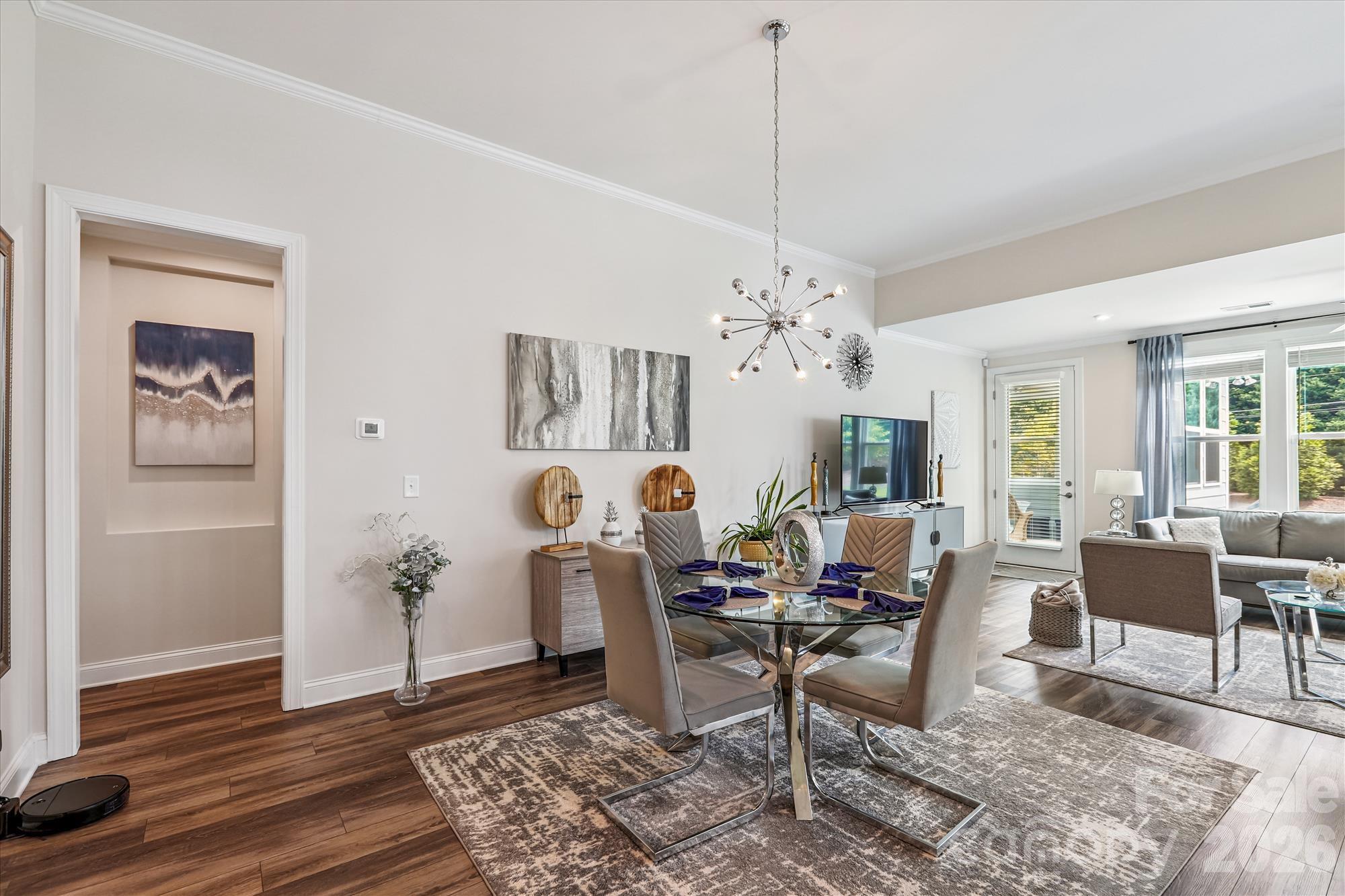 10400 Superb Lane Property Photo 13