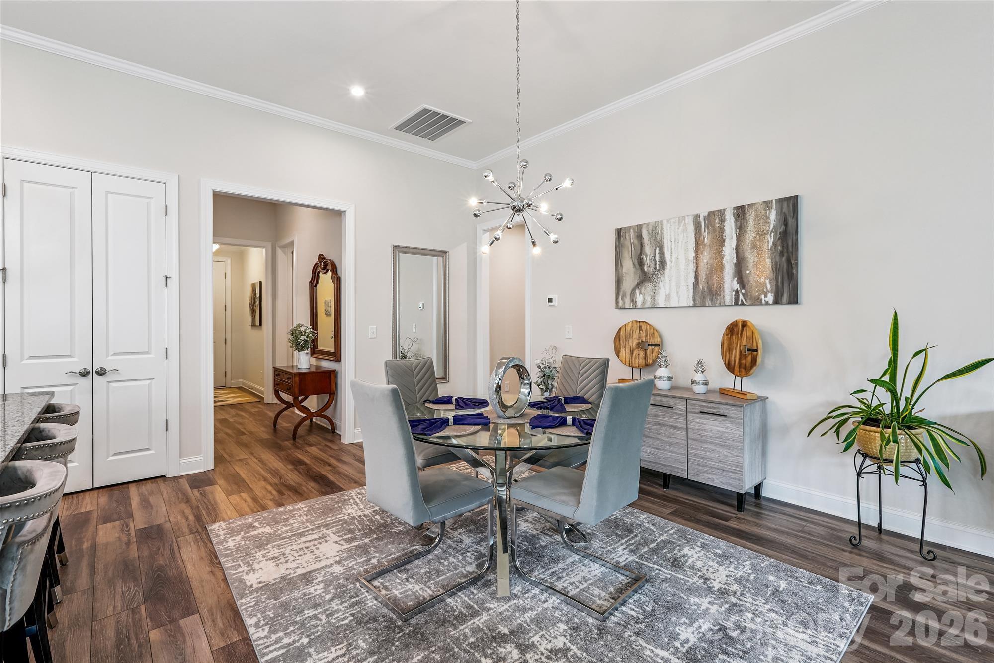 10400 Superb Lane Property Photo 14