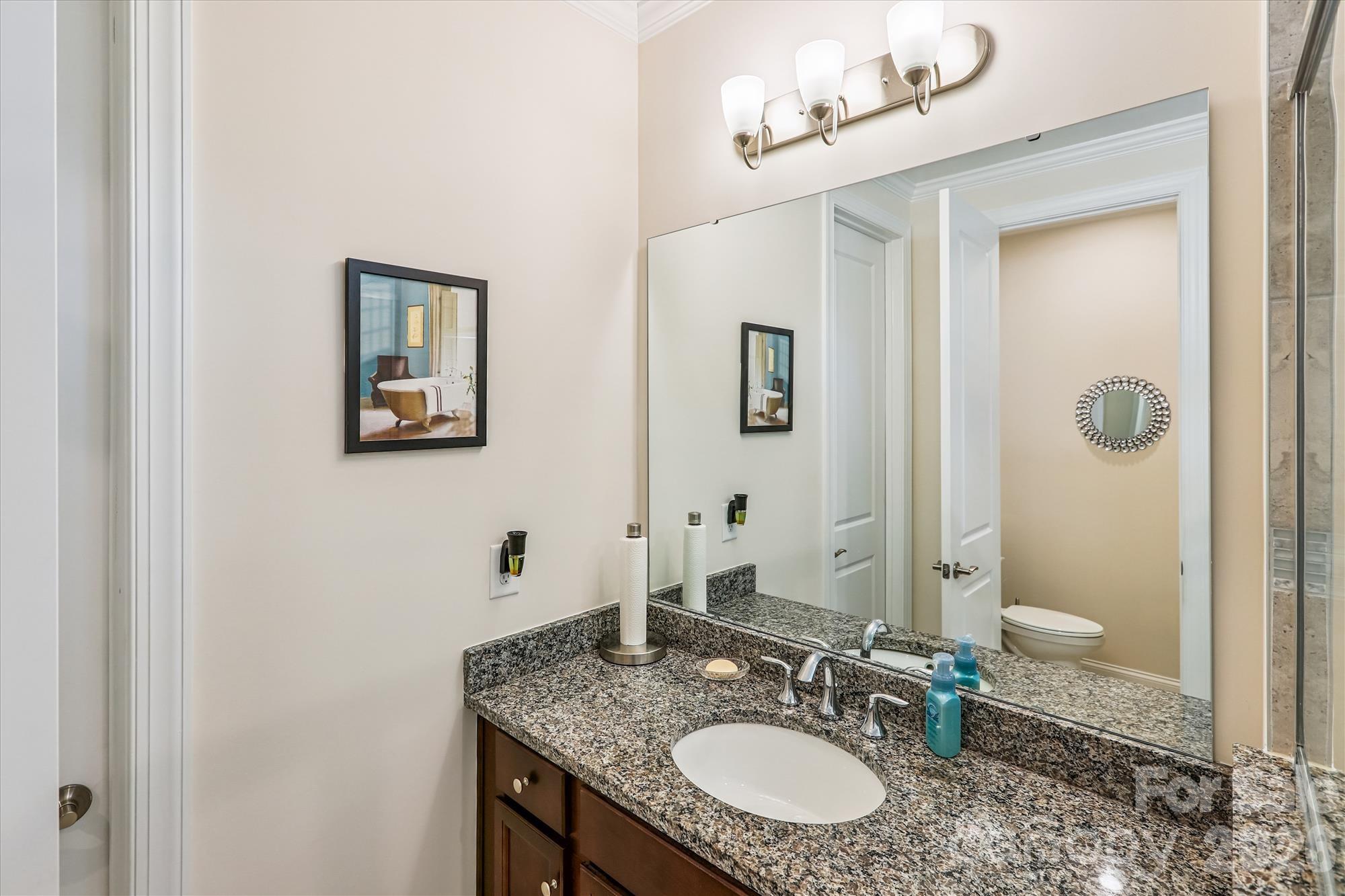 10400 Superb Lane Property Photo 31