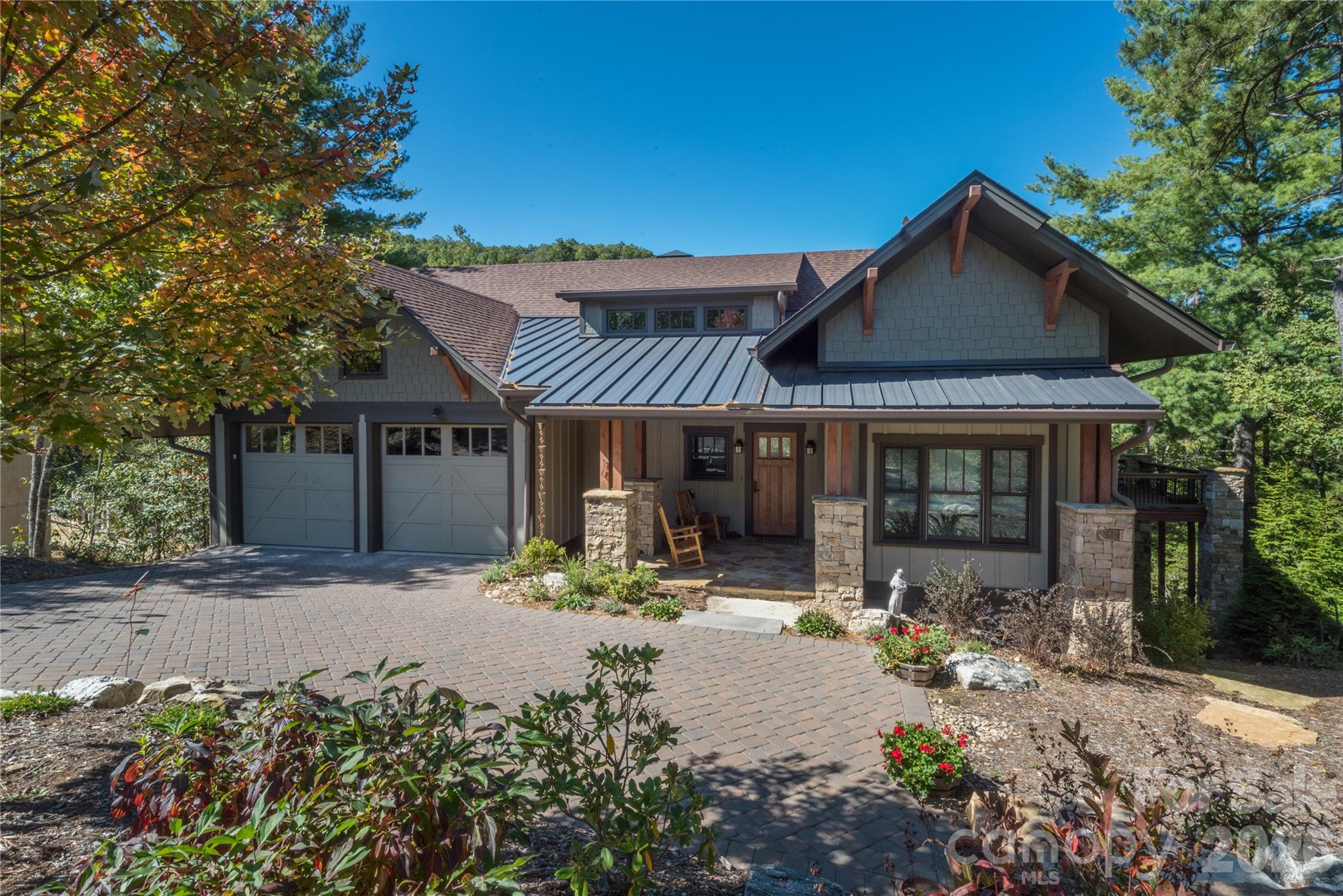 16 Panther Gap Road Property Photo 1