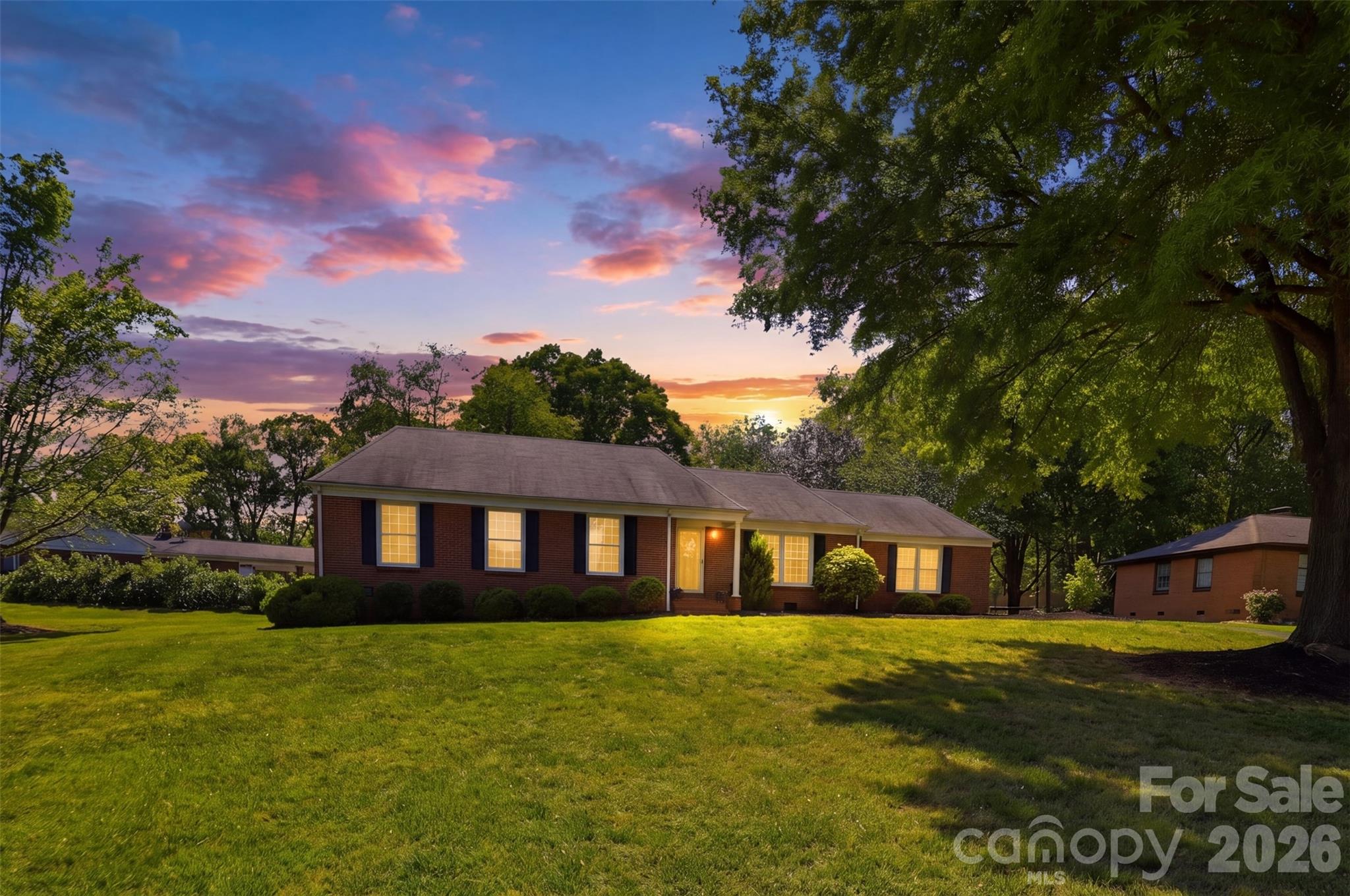 1406 Lakeview Drive Property Photo 5