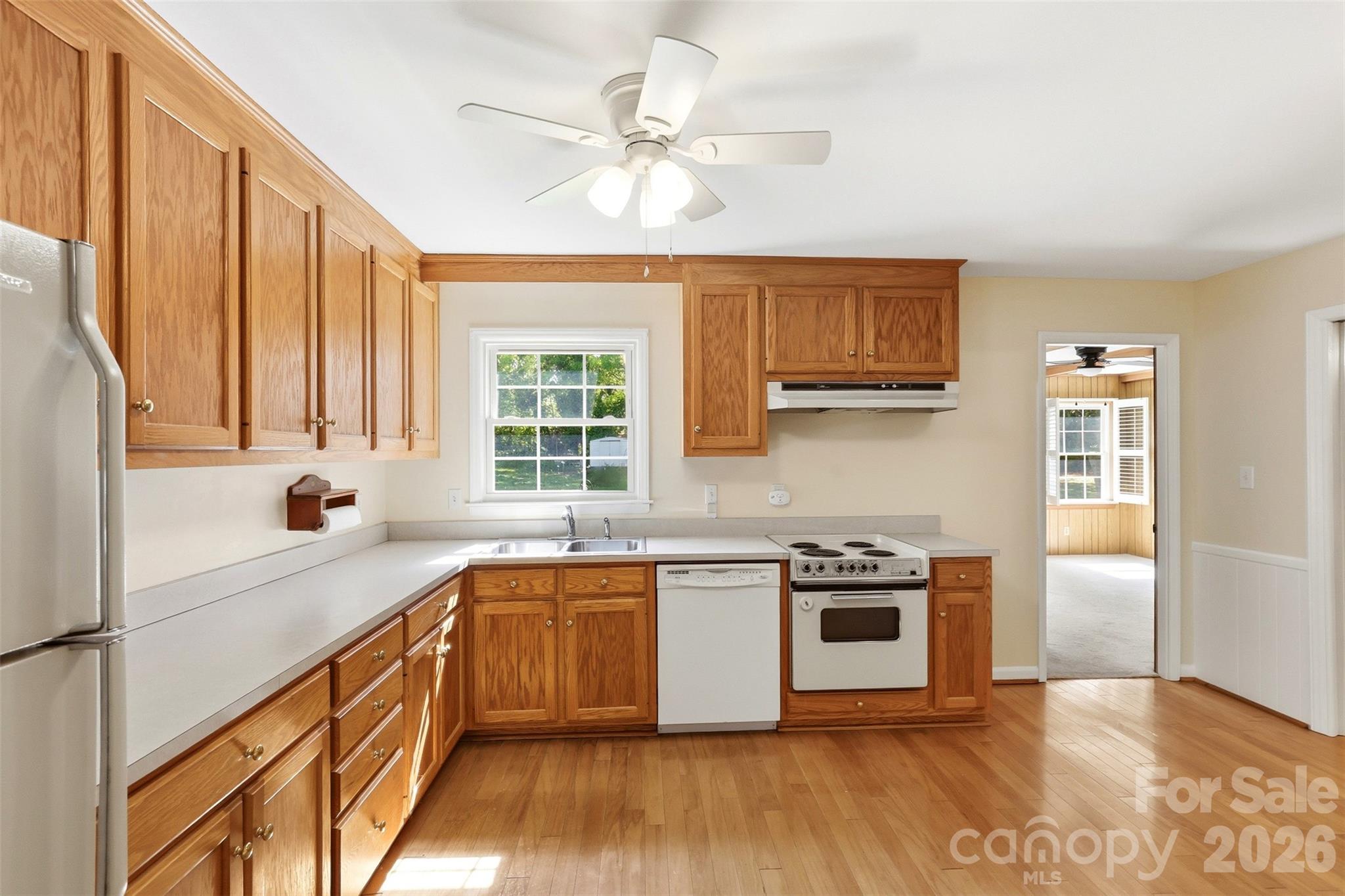 1406 Lakeview Drive Property Photo 13