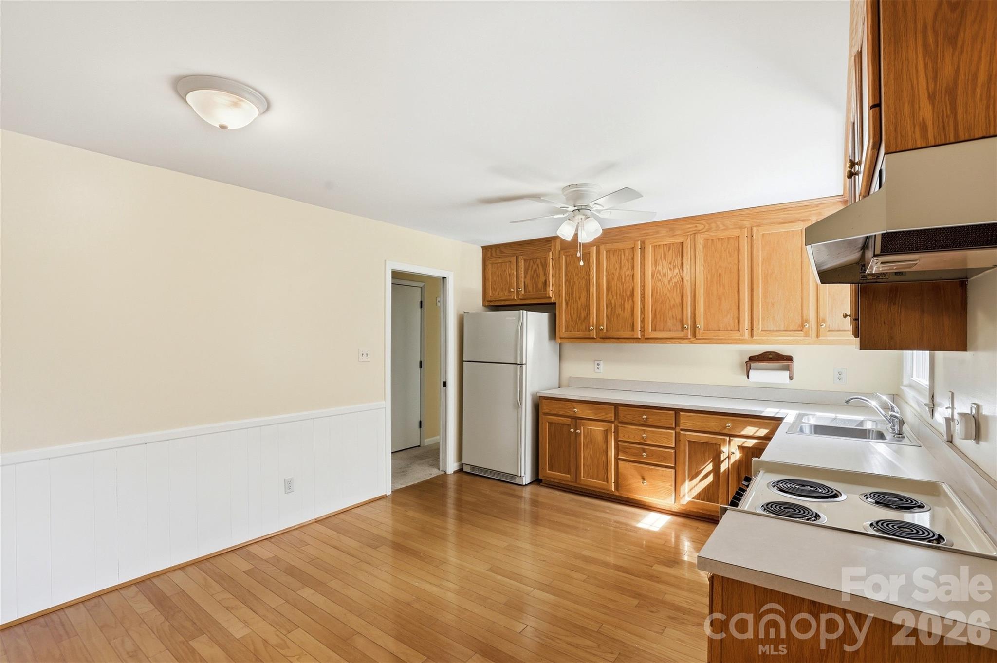 1406 Lakeview Drive Property Photo 15