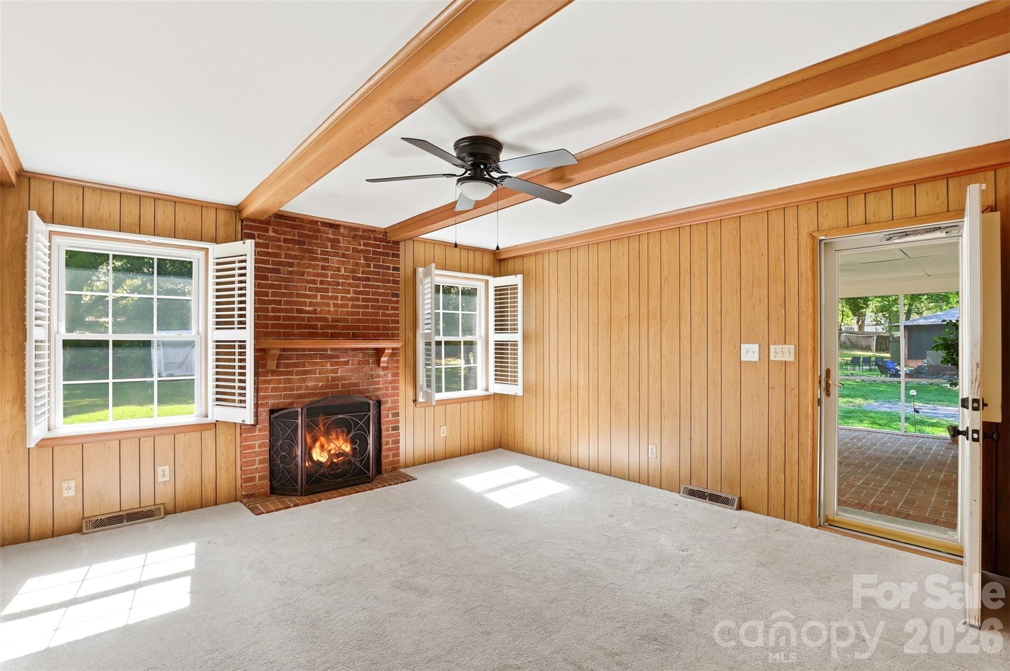 1406 Lakeview Drive Property Photo 16