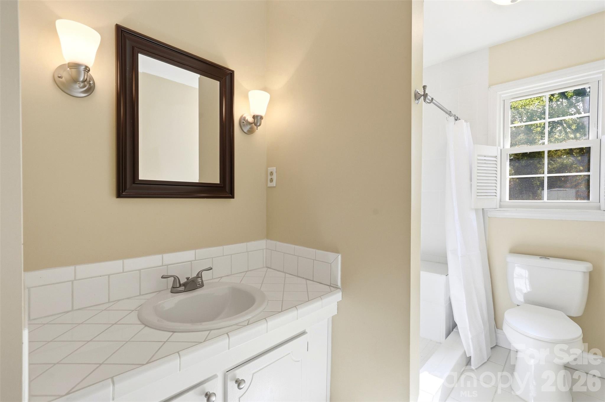 1406 Lakeview Drive Property Photo 31