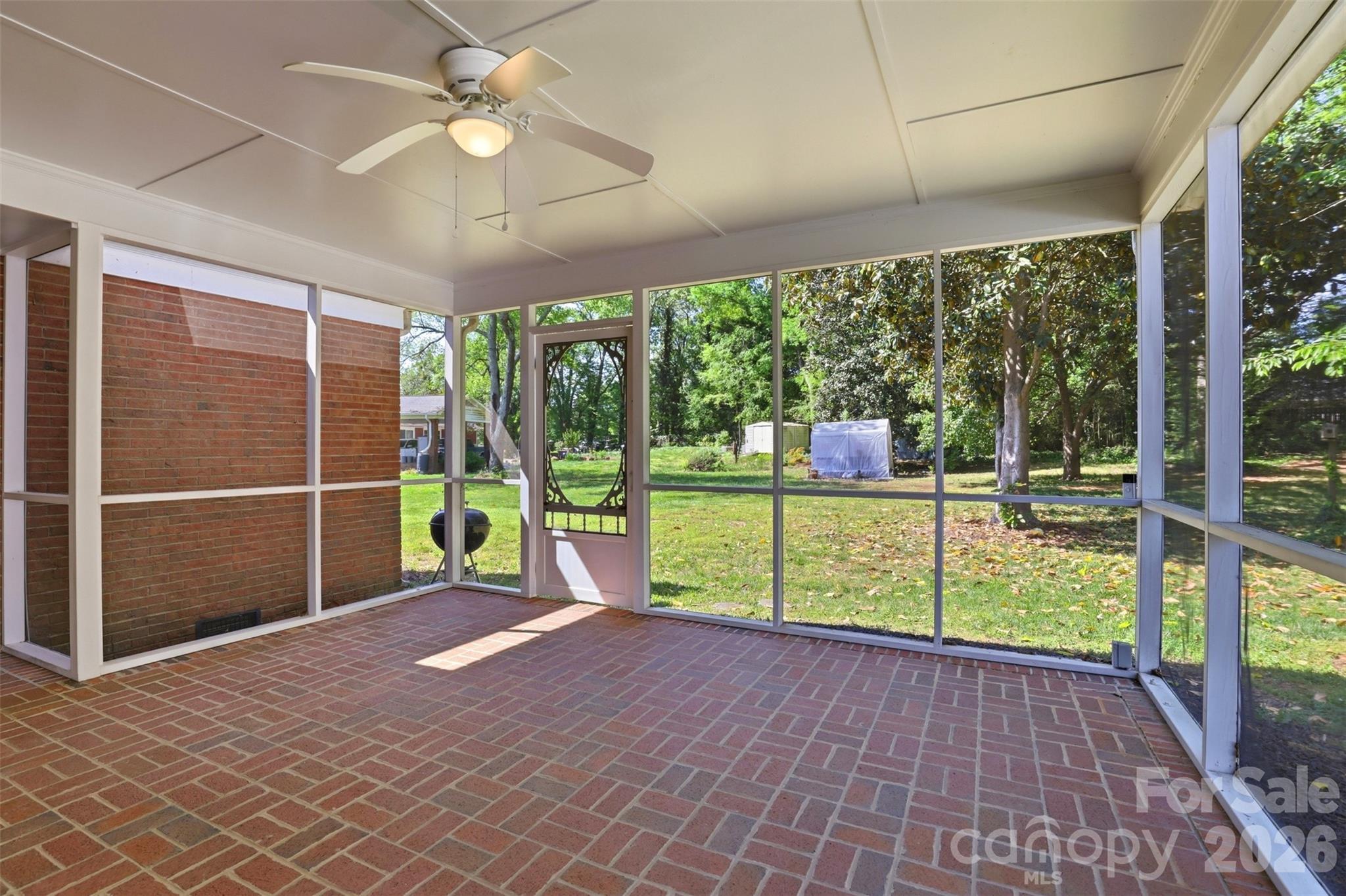 1406 Lakeview Drive Property Photo 32