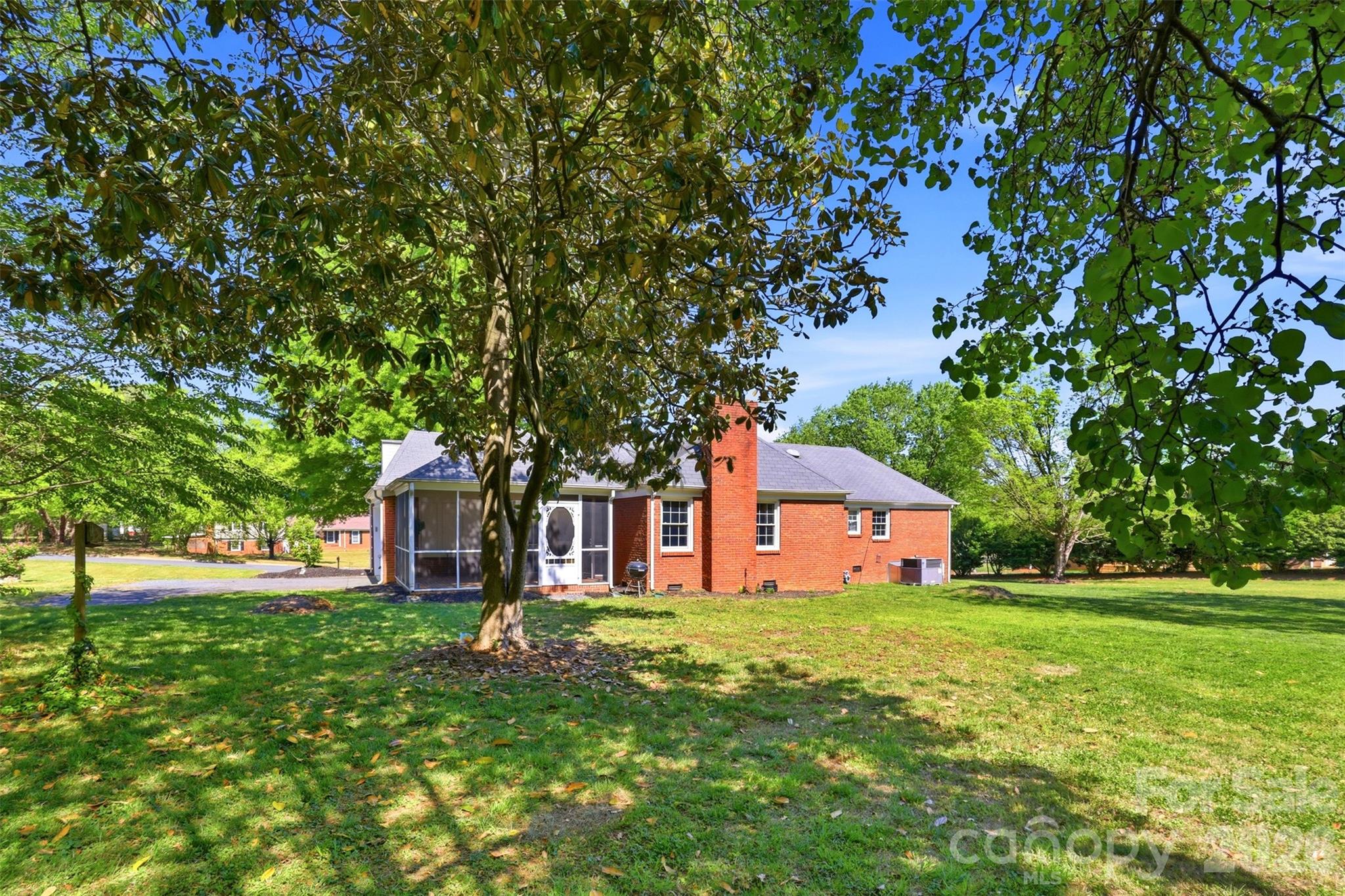 1406 Lakeview Drive Property Photo 41
