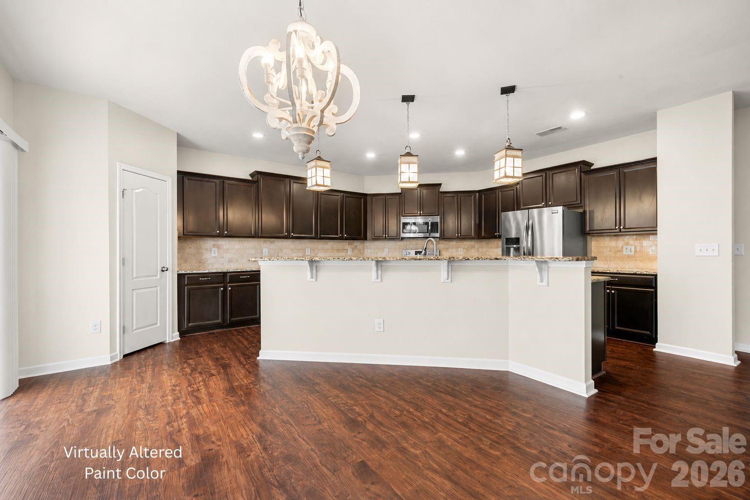 2617 Kinmere Drive Property Photo 3