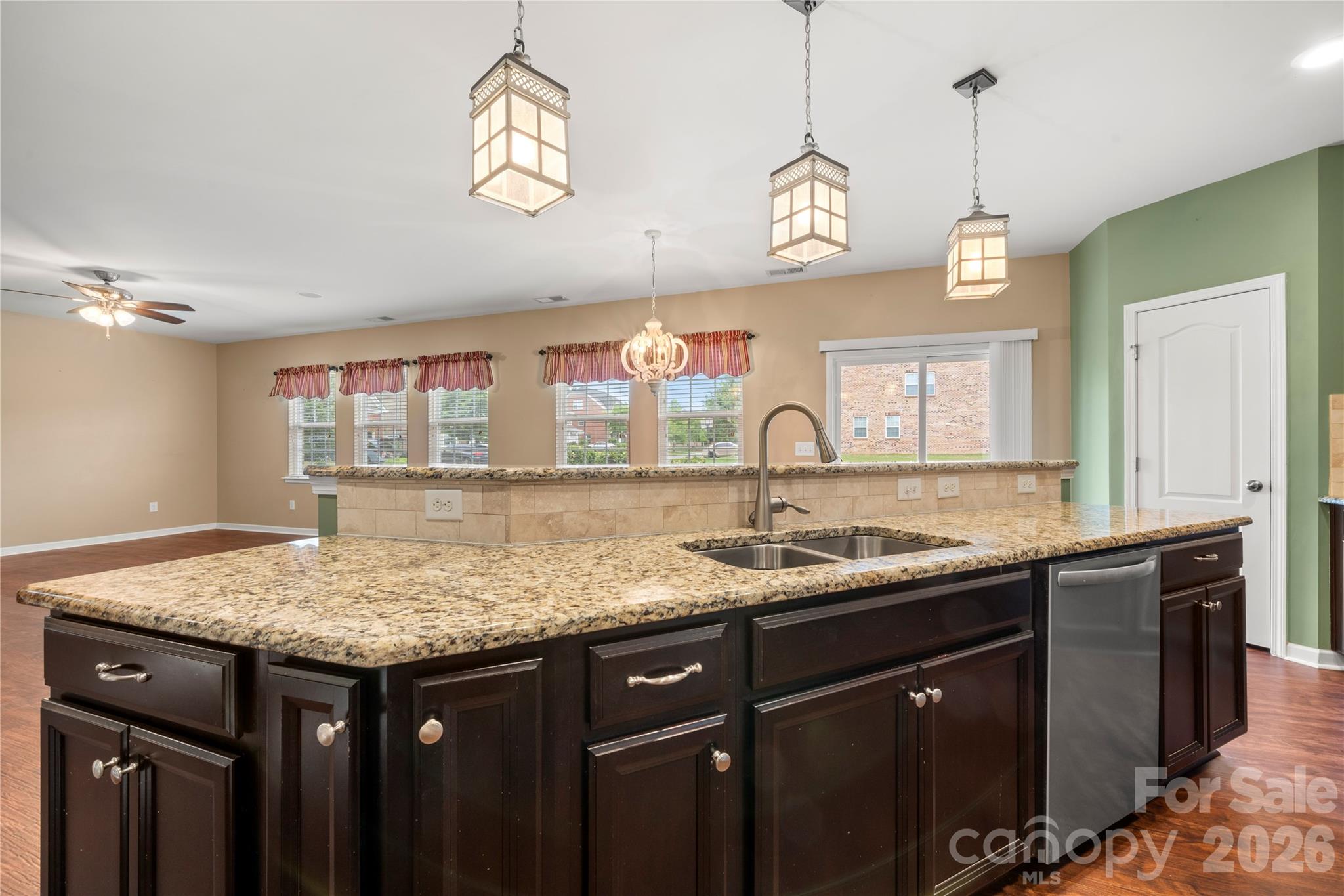 2617 Kinmere Drive Property Photo 30