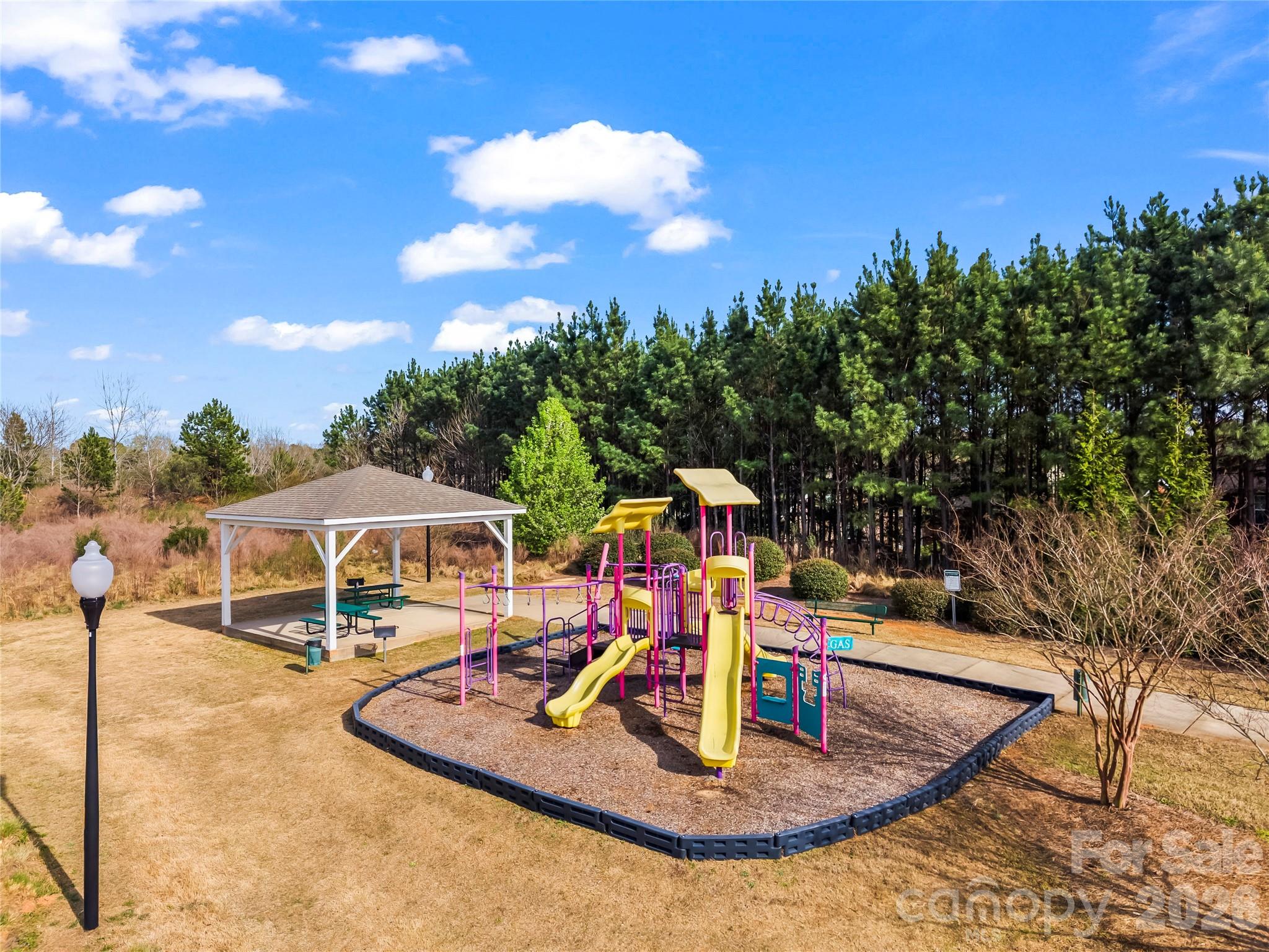 2617 Kinmere Drive Property Photo 36