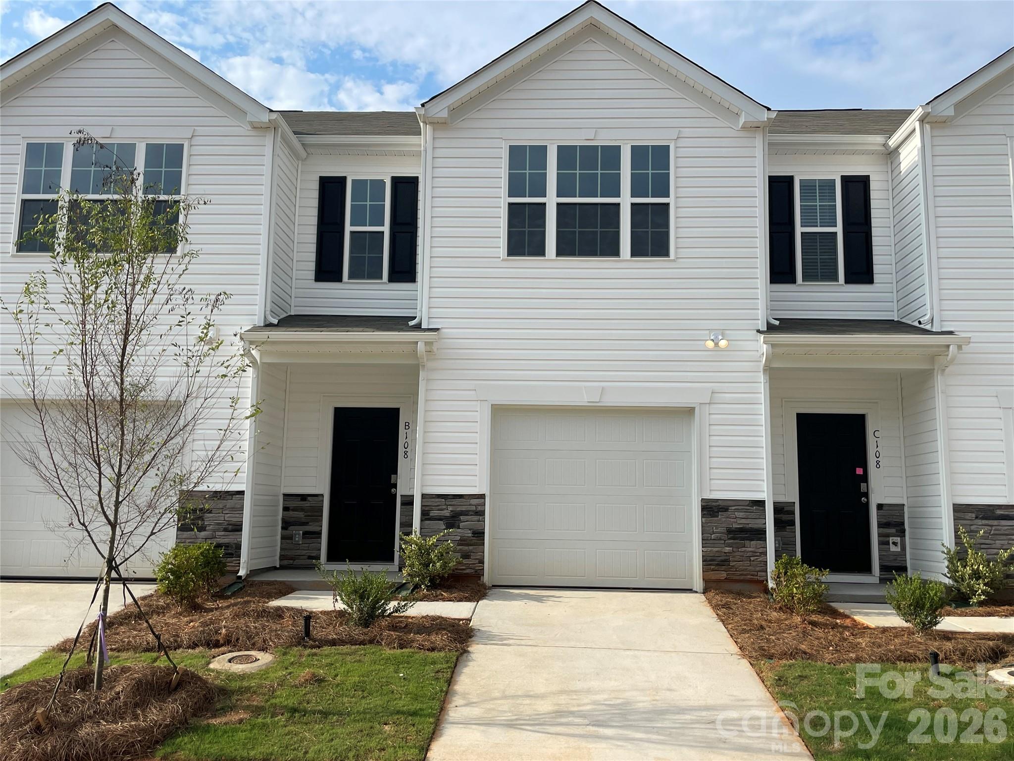 108 Parmiter Way B Property Photo 2