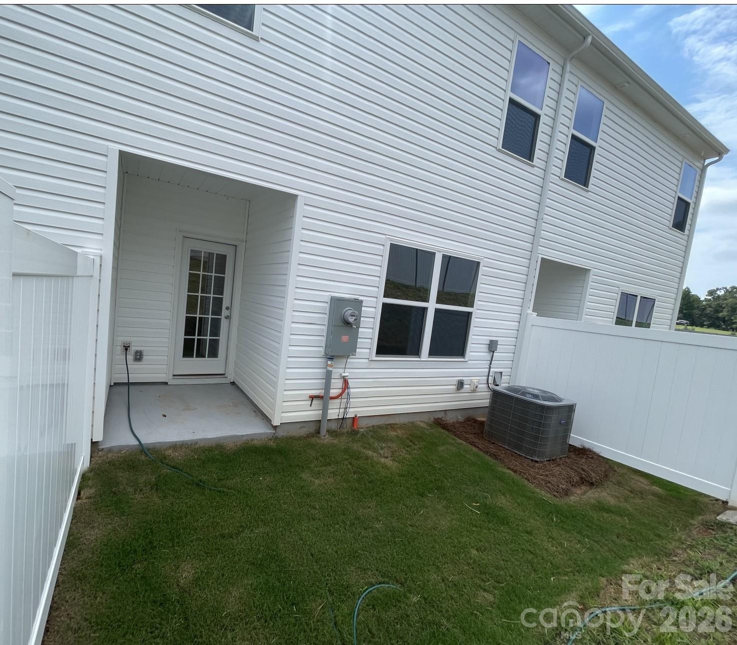108 Parmiter Way B Property Photo 7