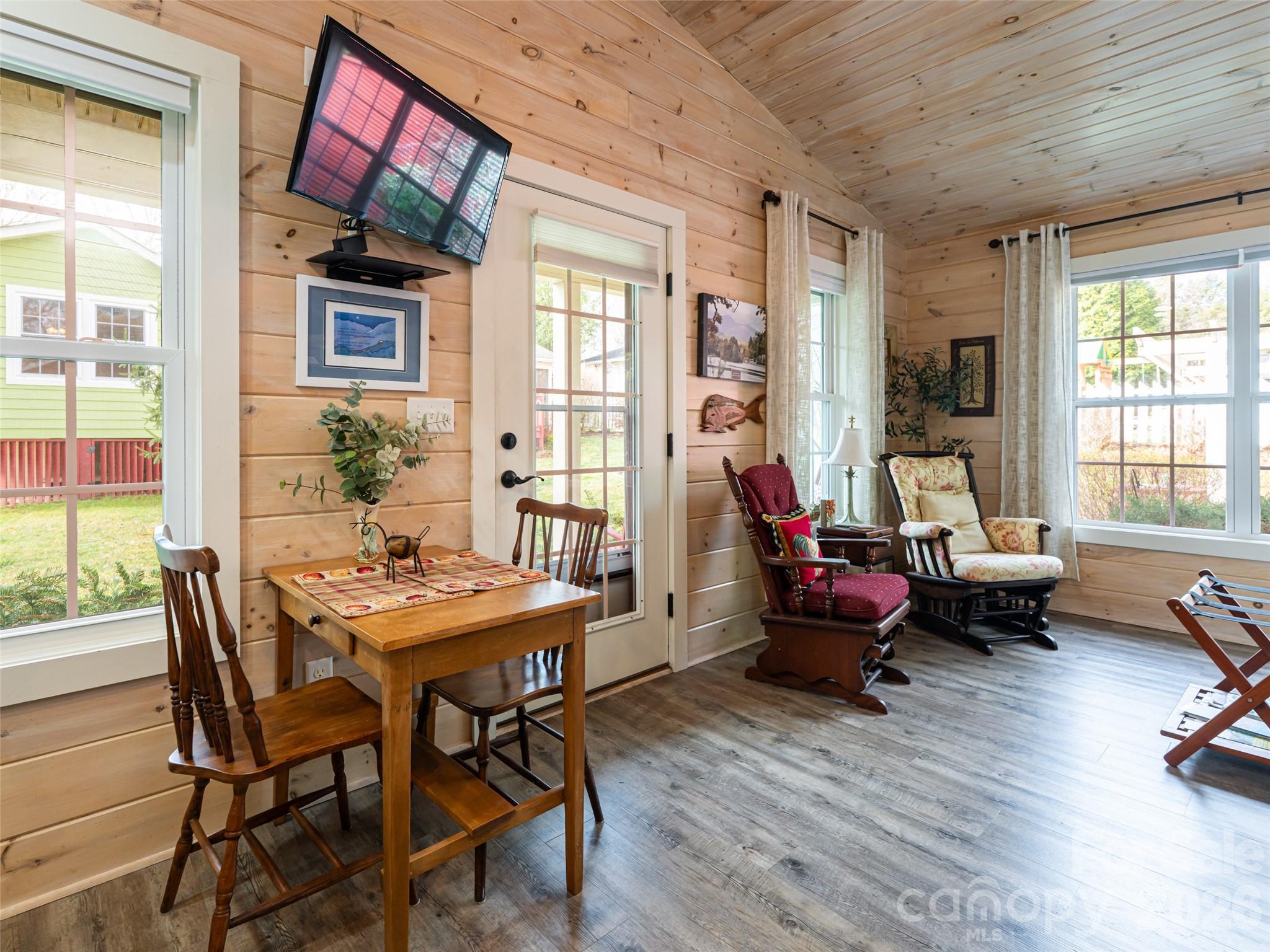 113 5th Street Property Photo 42