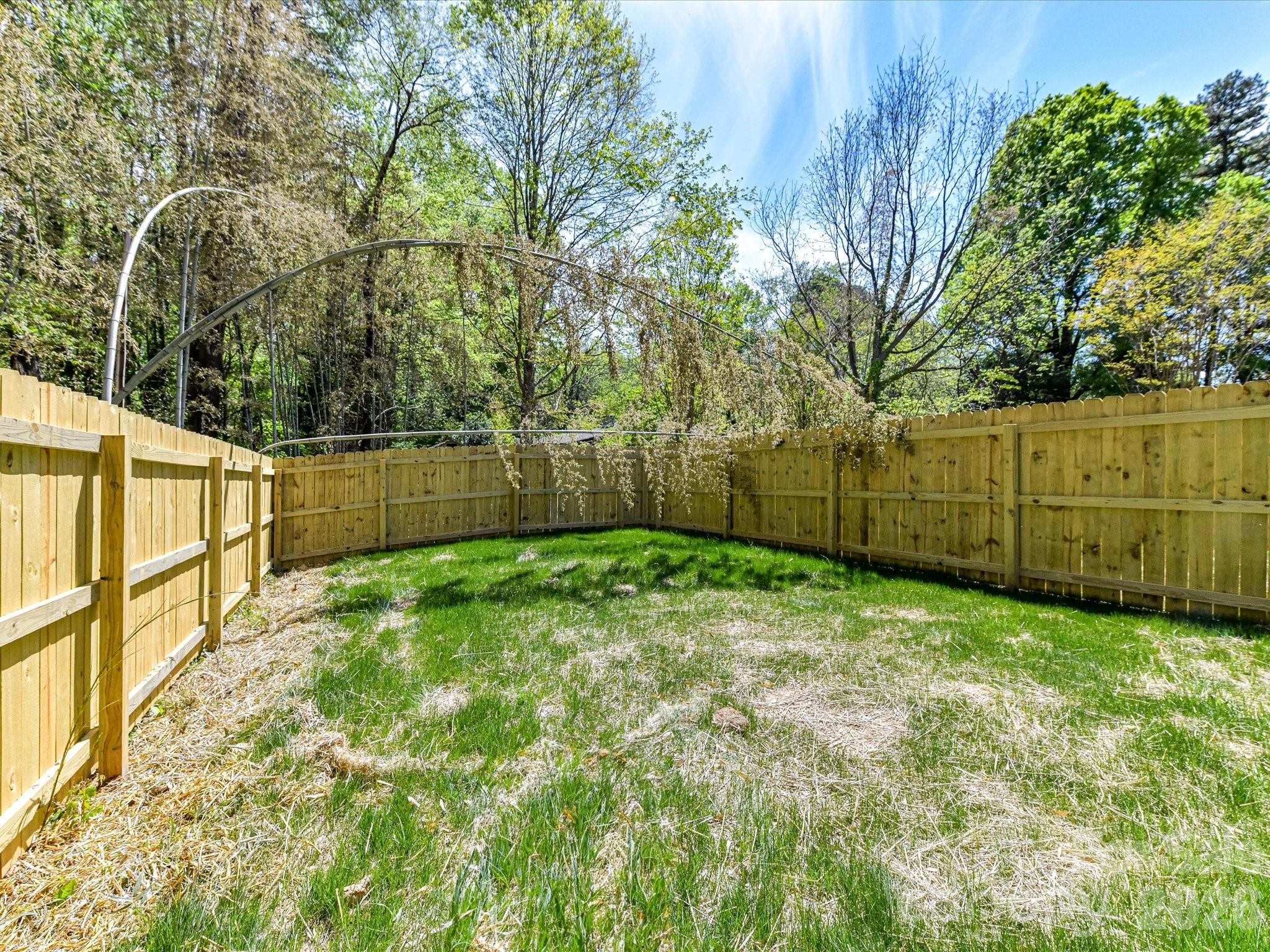 651 Stillgreen Lane Property Photo 6