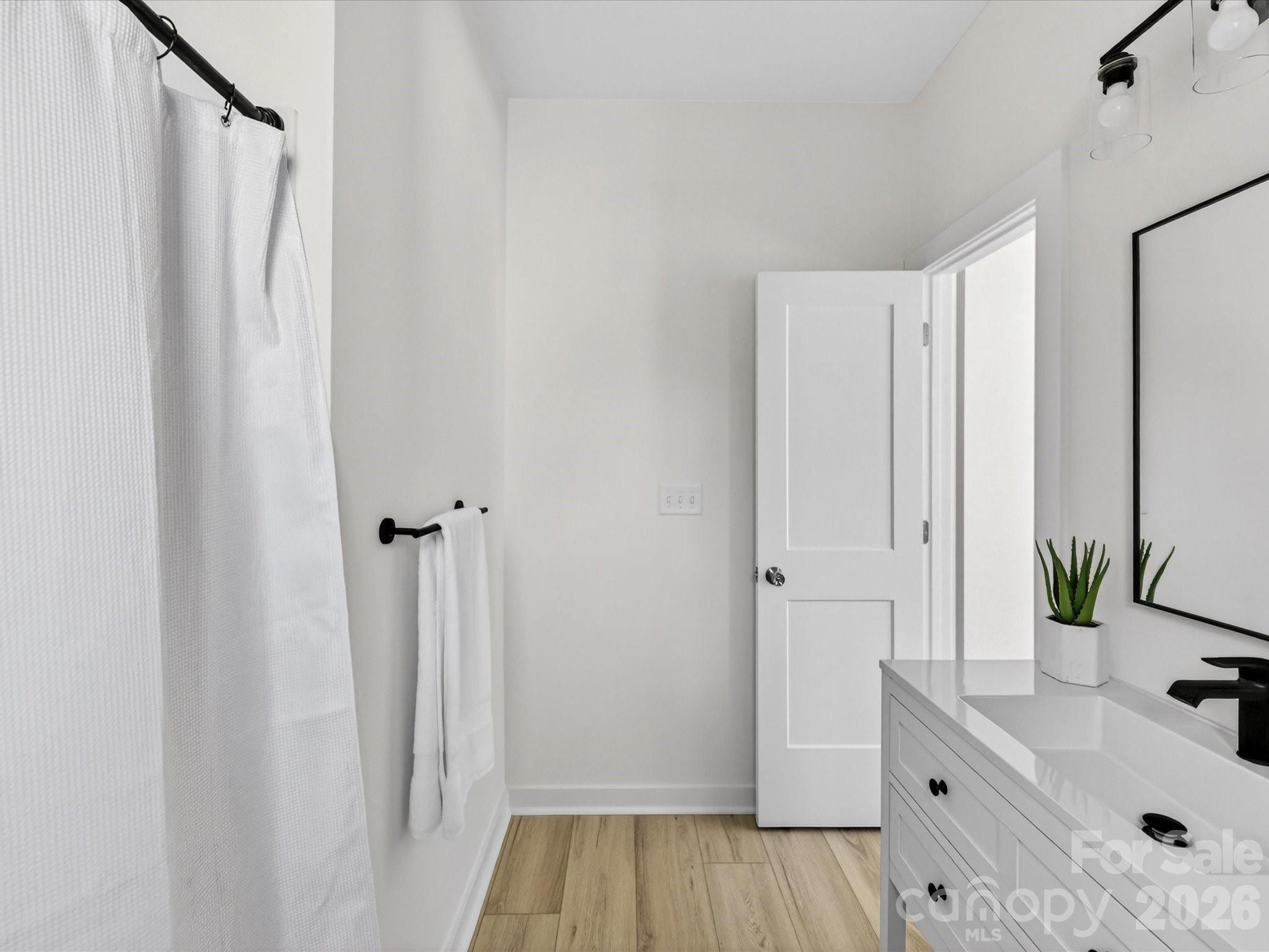 651 Stillgreen Lane Property Photo 18