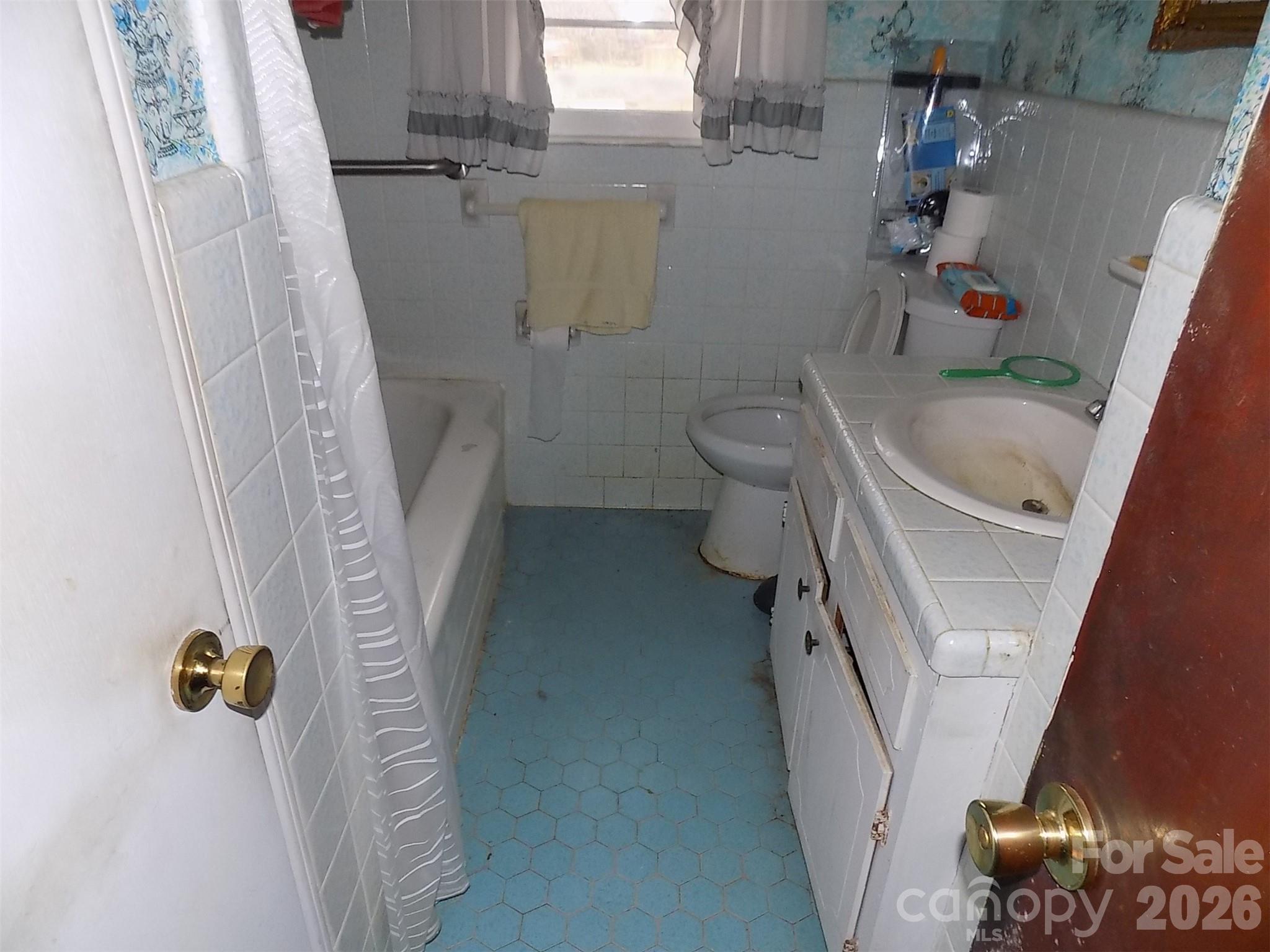 2605 Lowell Road Property Photo 9