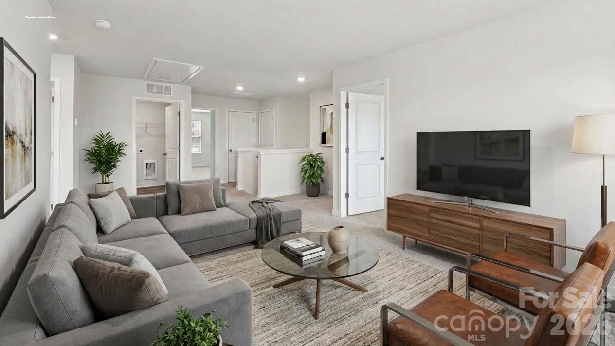 490 Dazzle Loop Property Photo 22