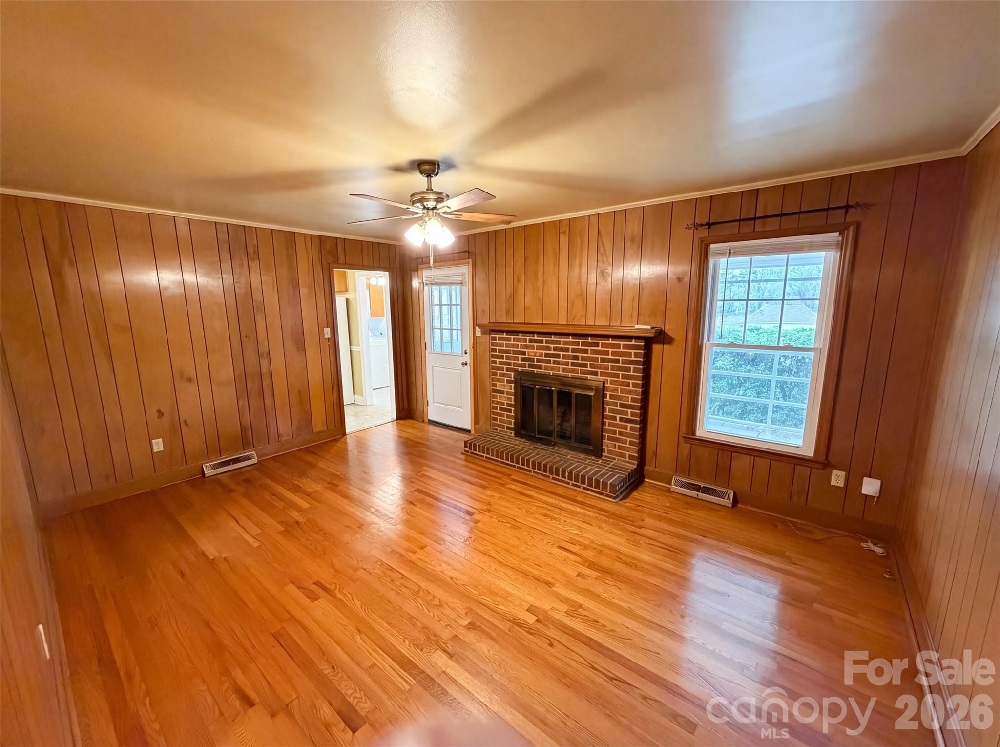 6214 Ashcrest Drive Property Photo 10