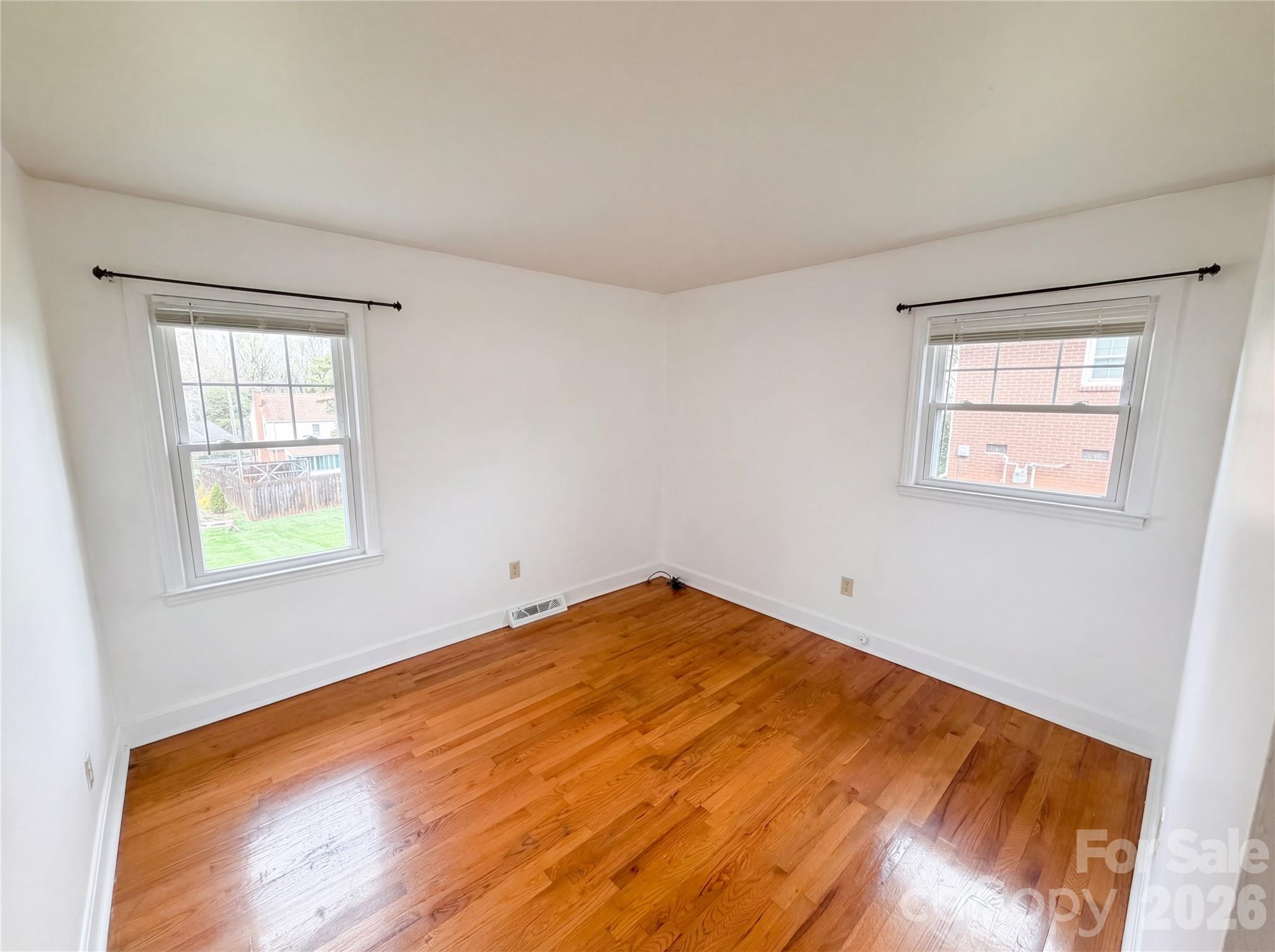6214 Ashcrest Drive Property Photo 15