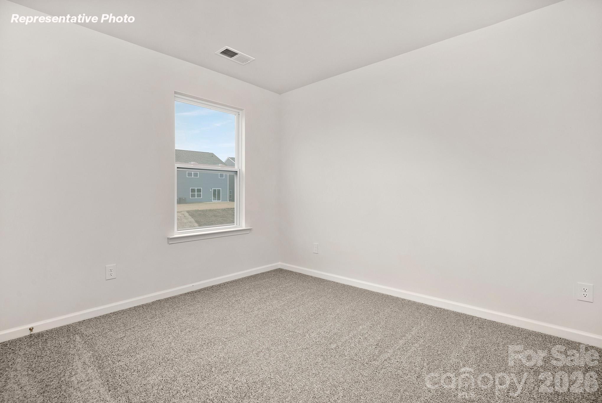 517 Dazzle Loop Property Photo 21