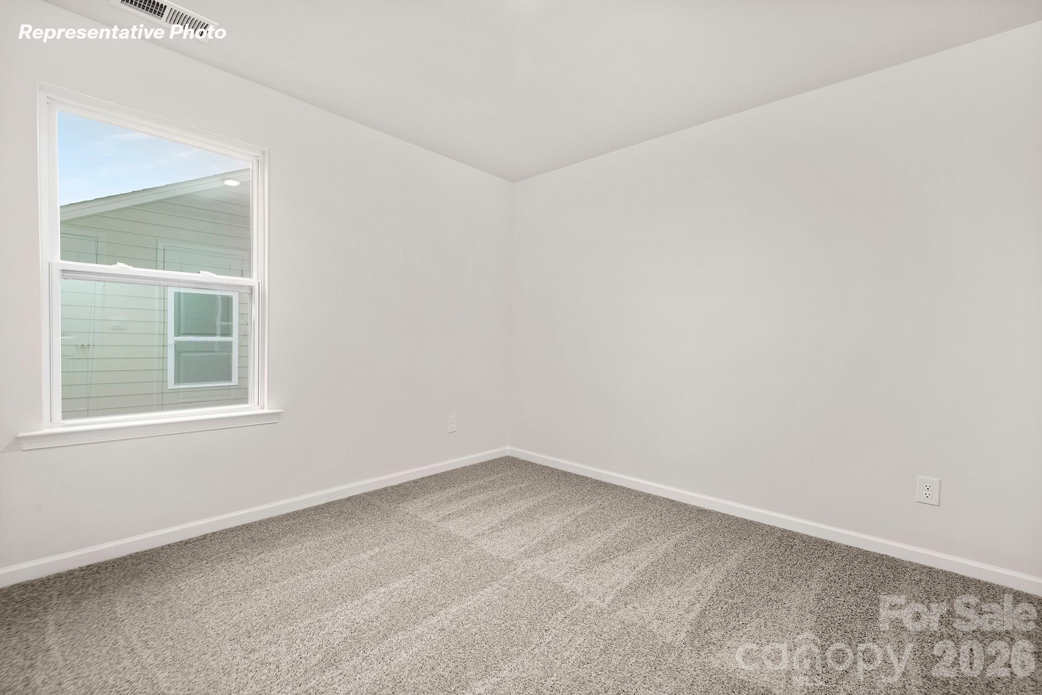517 Dazzle Loop Property Photo 23