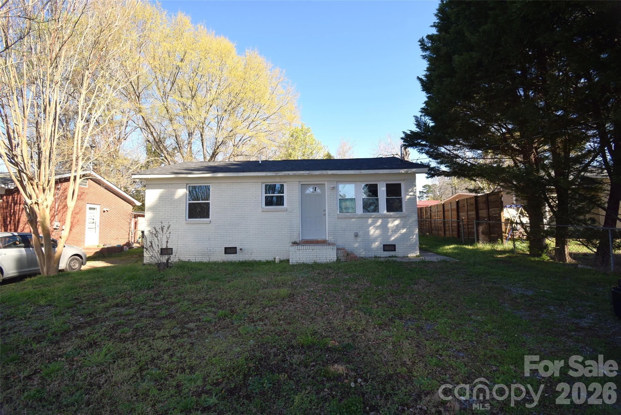 2546 Amber Crest Drive Property Photo 1