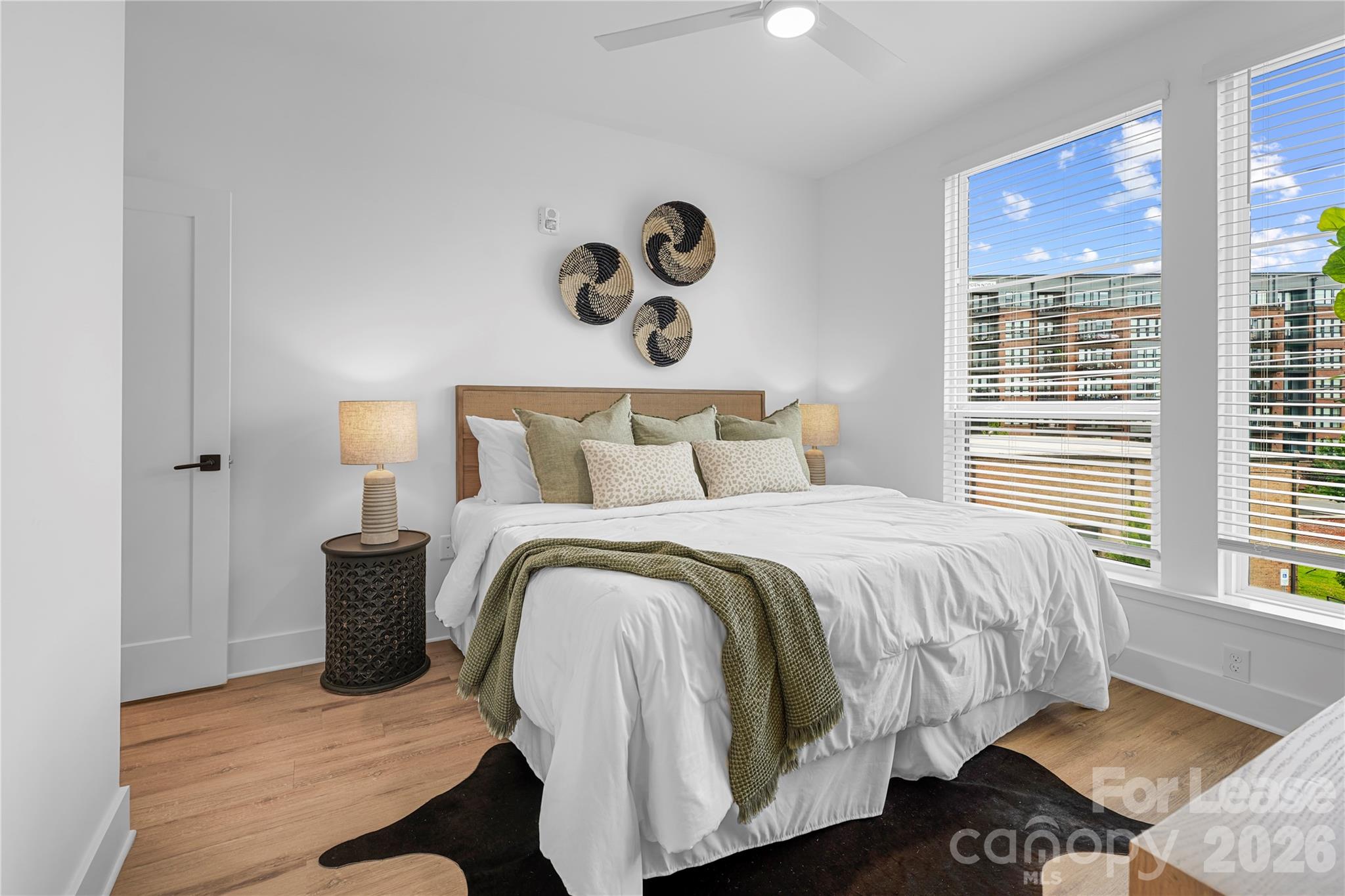 411 Charles Avenue 35 Property Photo 1