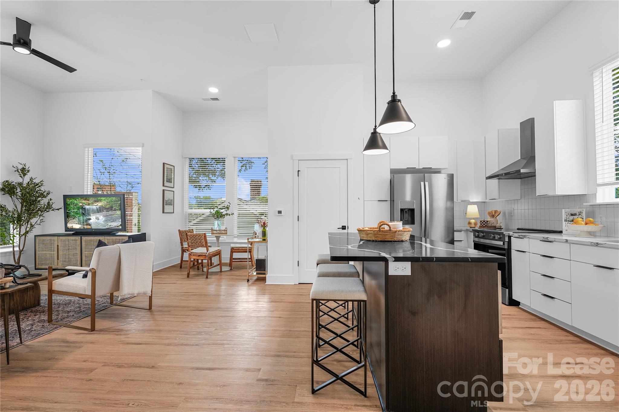 411 Charles Avenue 35 Property Photo 11
