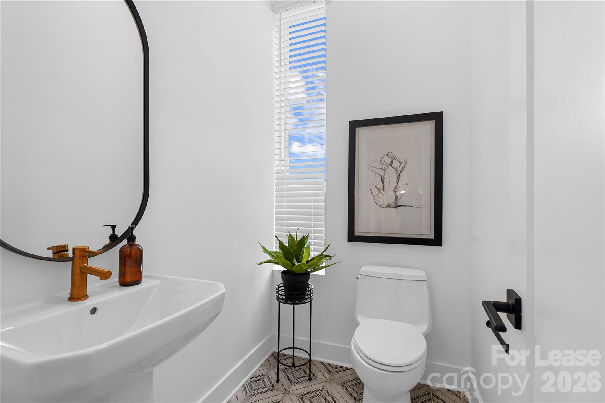 411 Charles Avenue 35 Property Photo 21